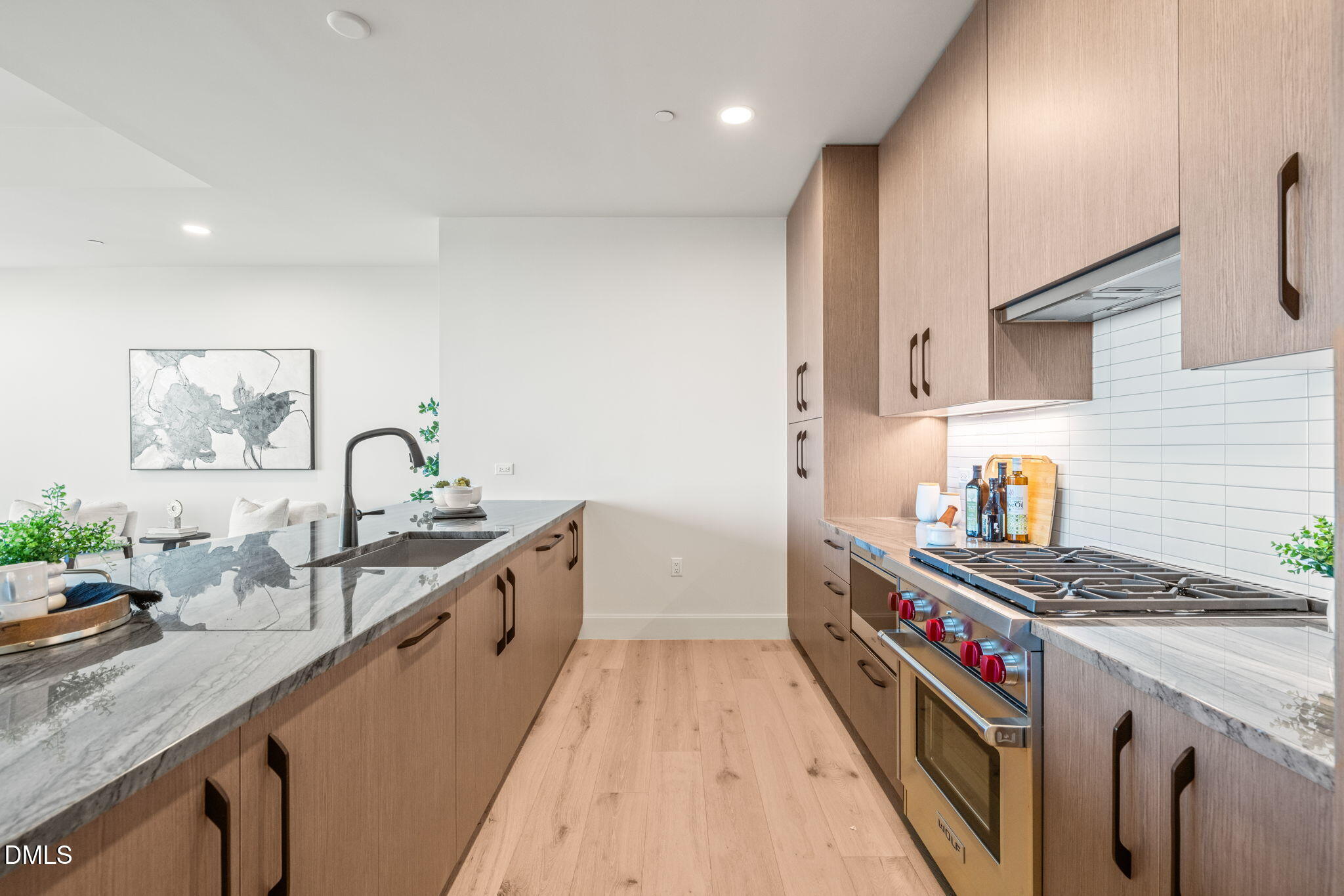 115 Morris Street 2501