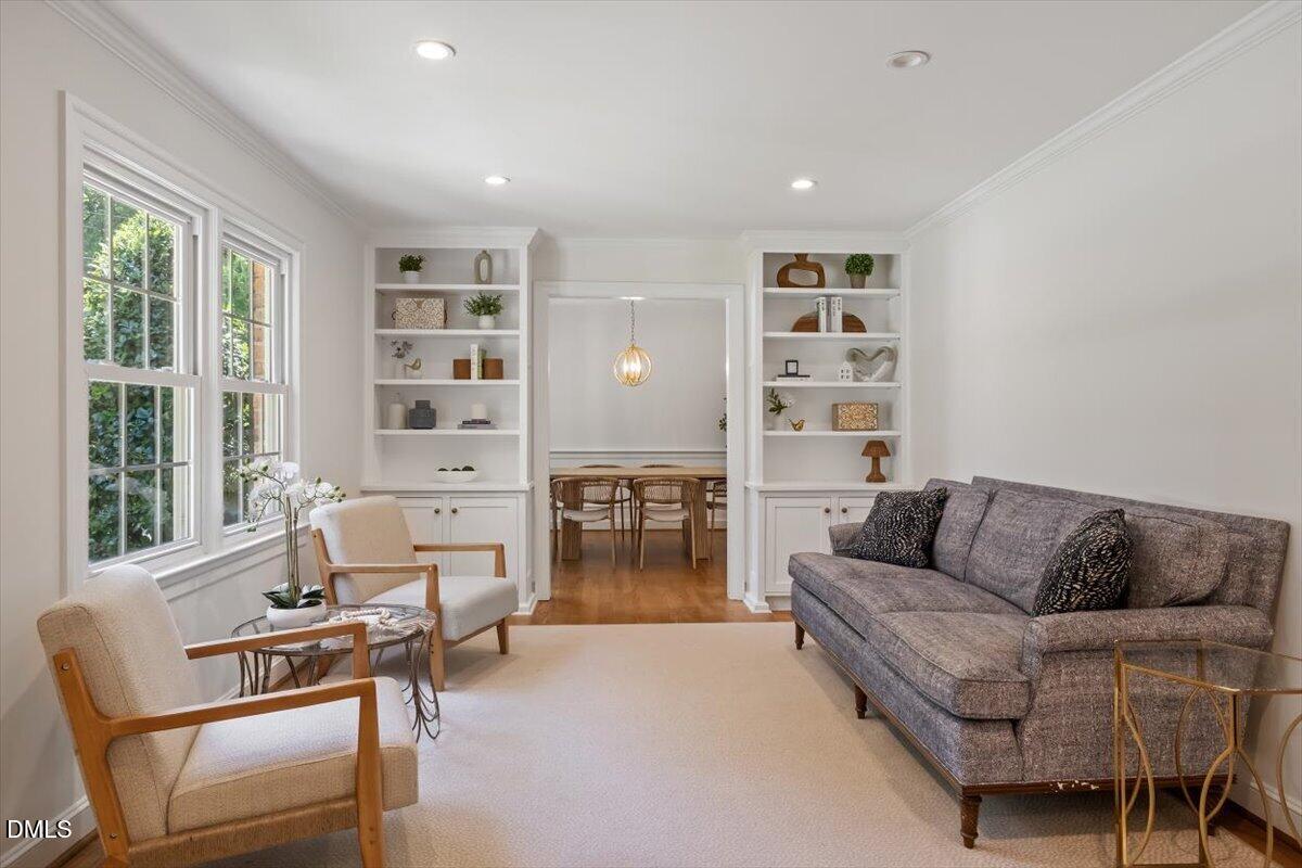 1101 Winona Road