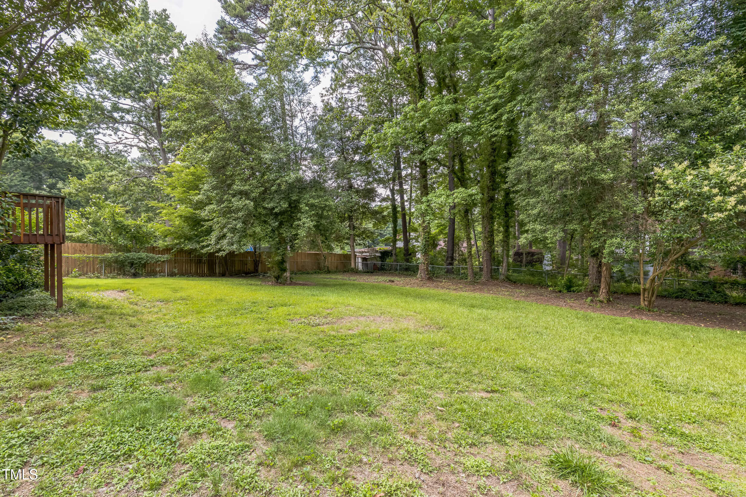 2712 Pebblebrook Drive
