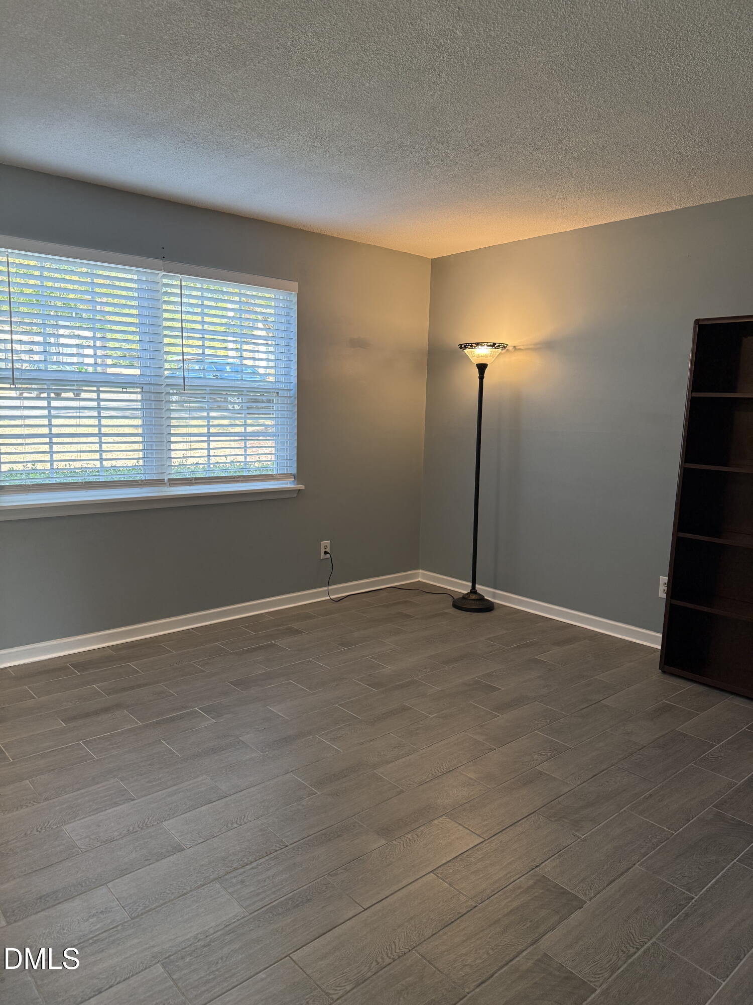 1002 Willow Drive Apt 24