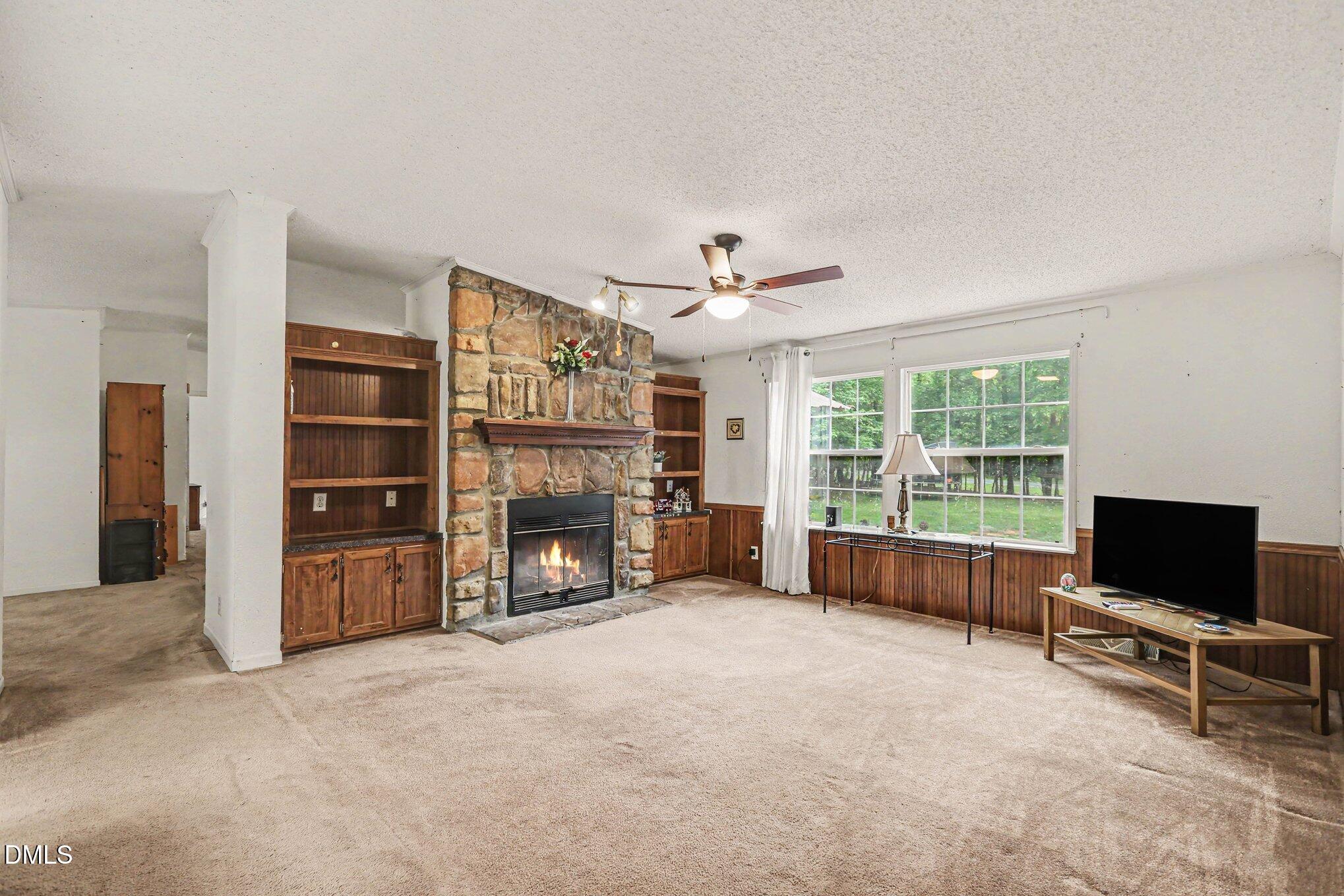 2822 Carver Road