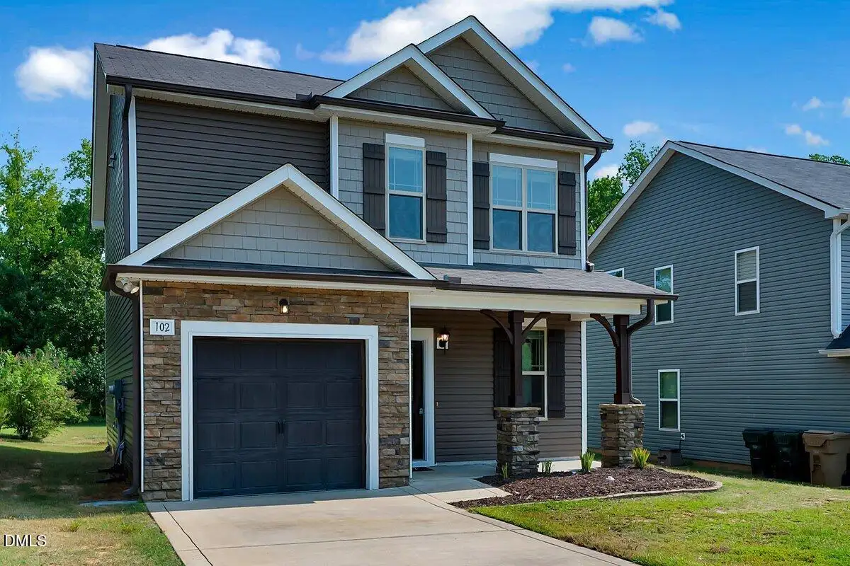 102 Forsyth Parkway, Clayton, NC, 27520