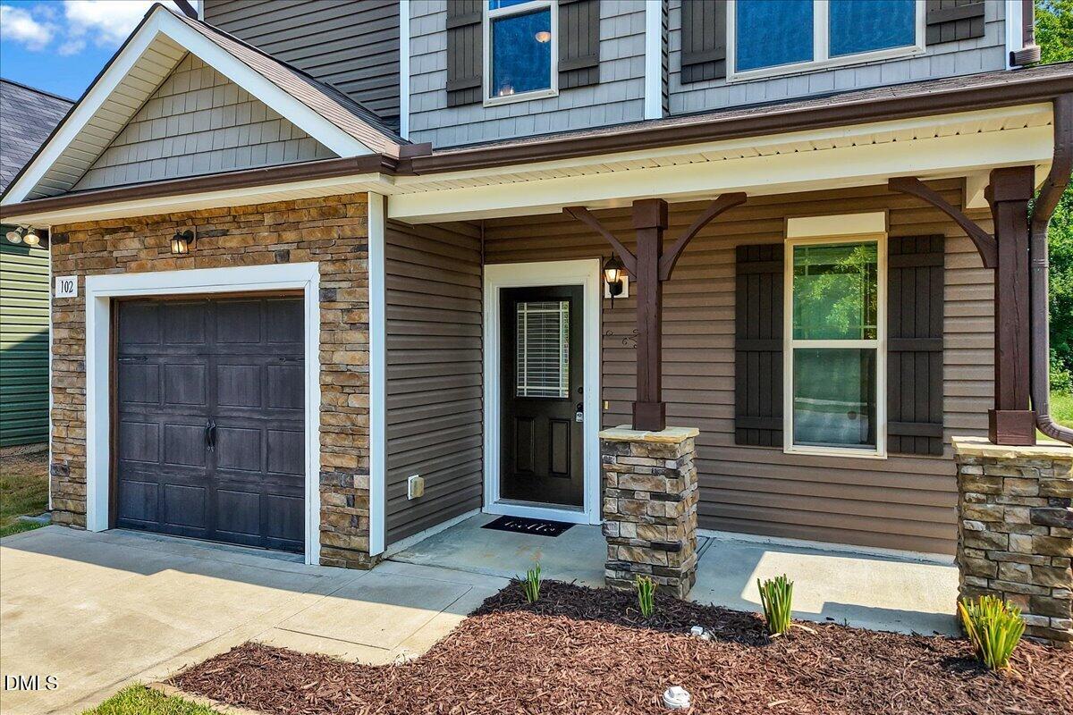 102 Forsyth Parkway