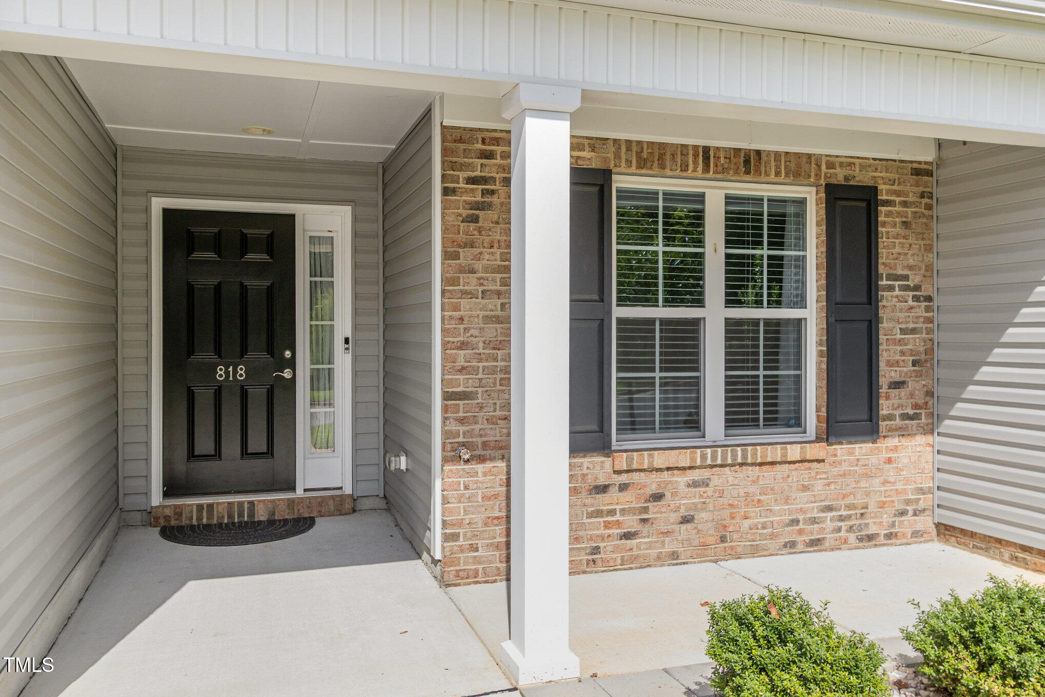 818 Houston Court