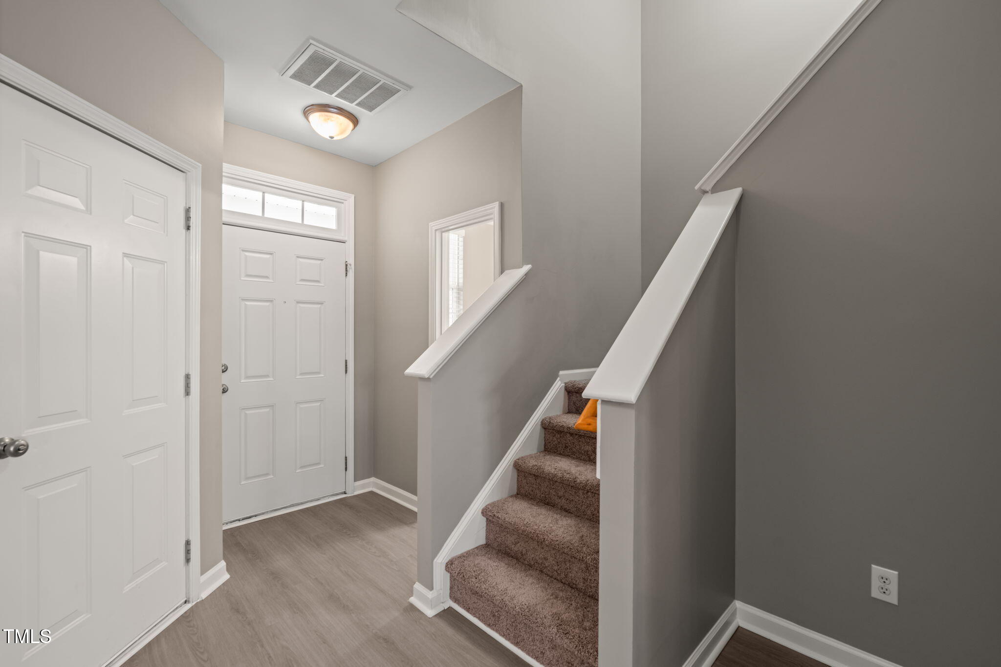 8253 Martello Lane