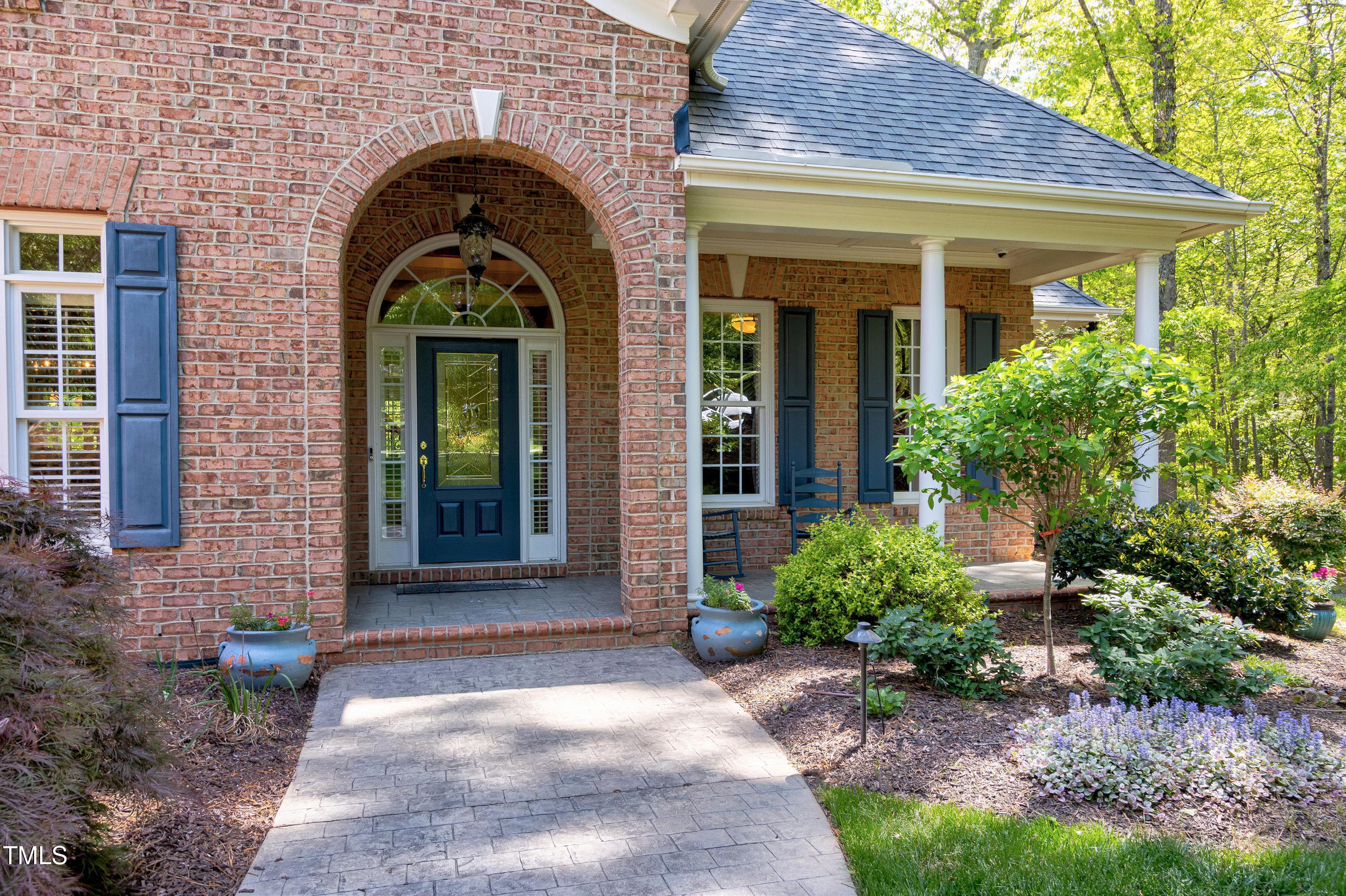 404 Settlecroft Lane