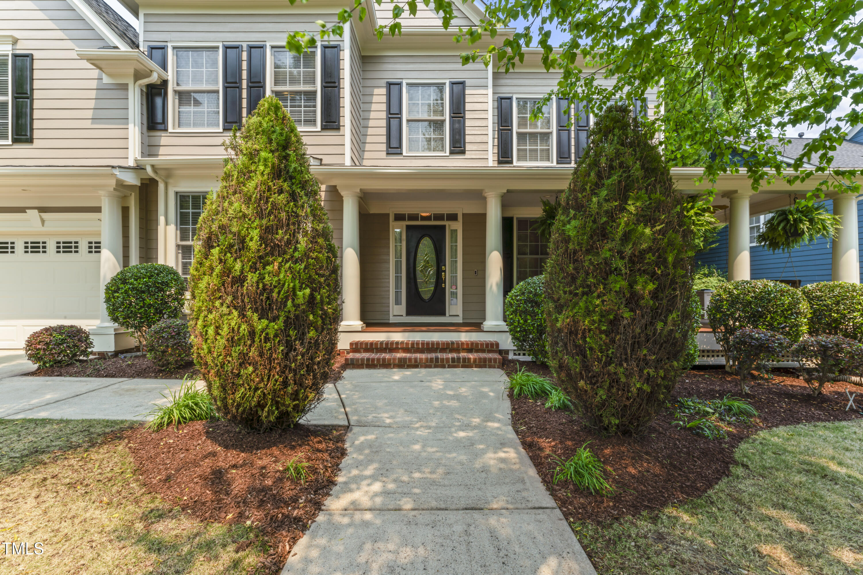 909 Grogans Mill Drive