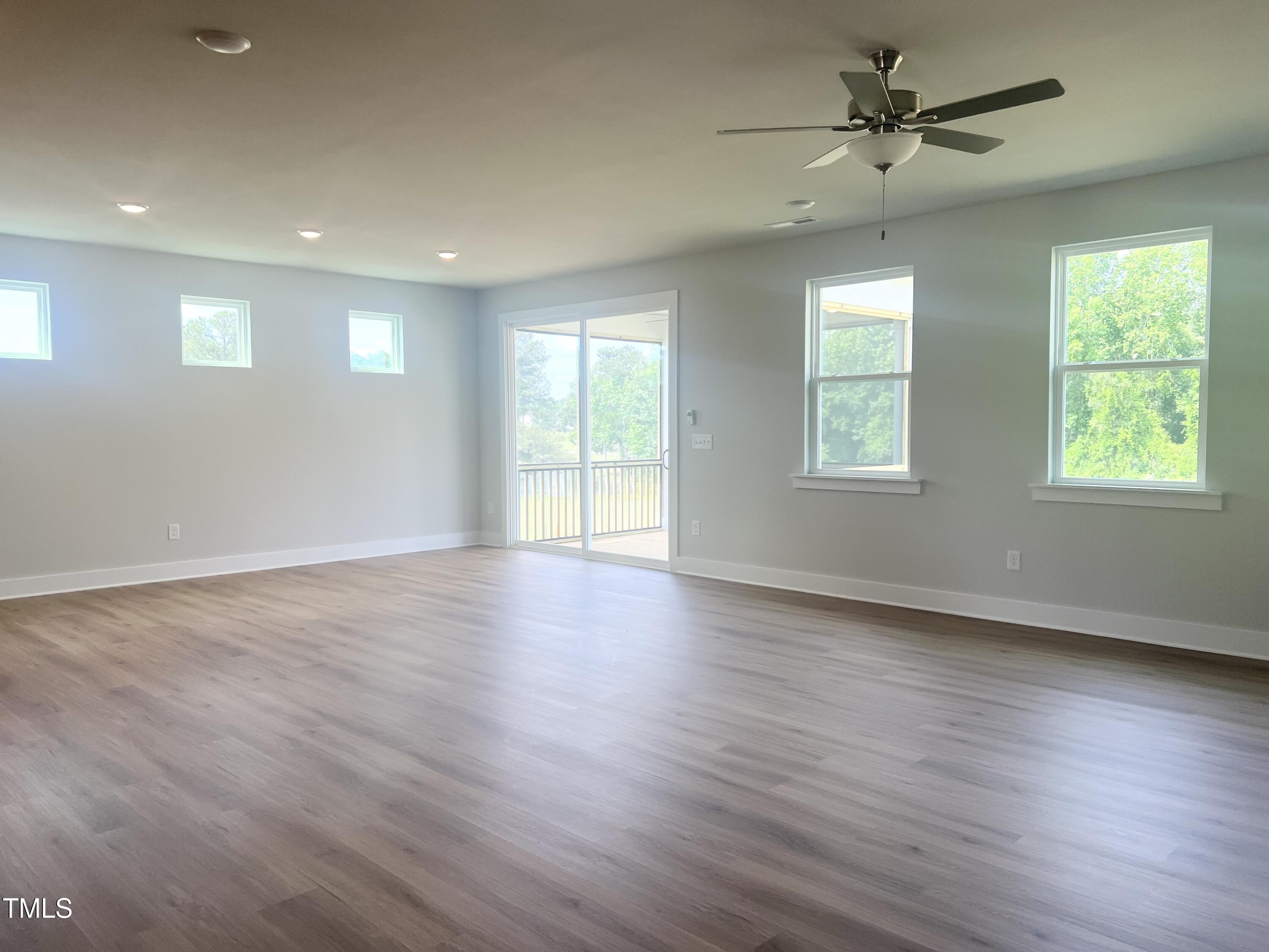 207 Golfview Avenue