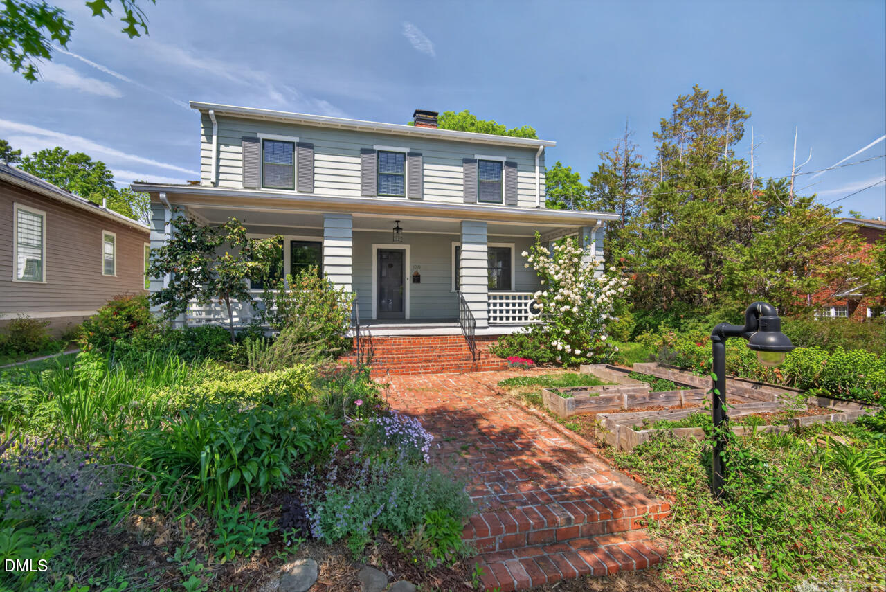 1010 W Markham Avenue