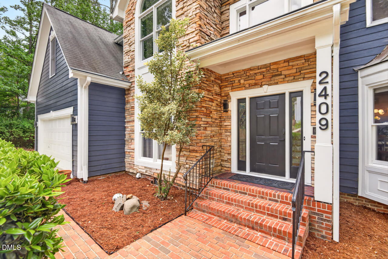 2409 Pathway Drive