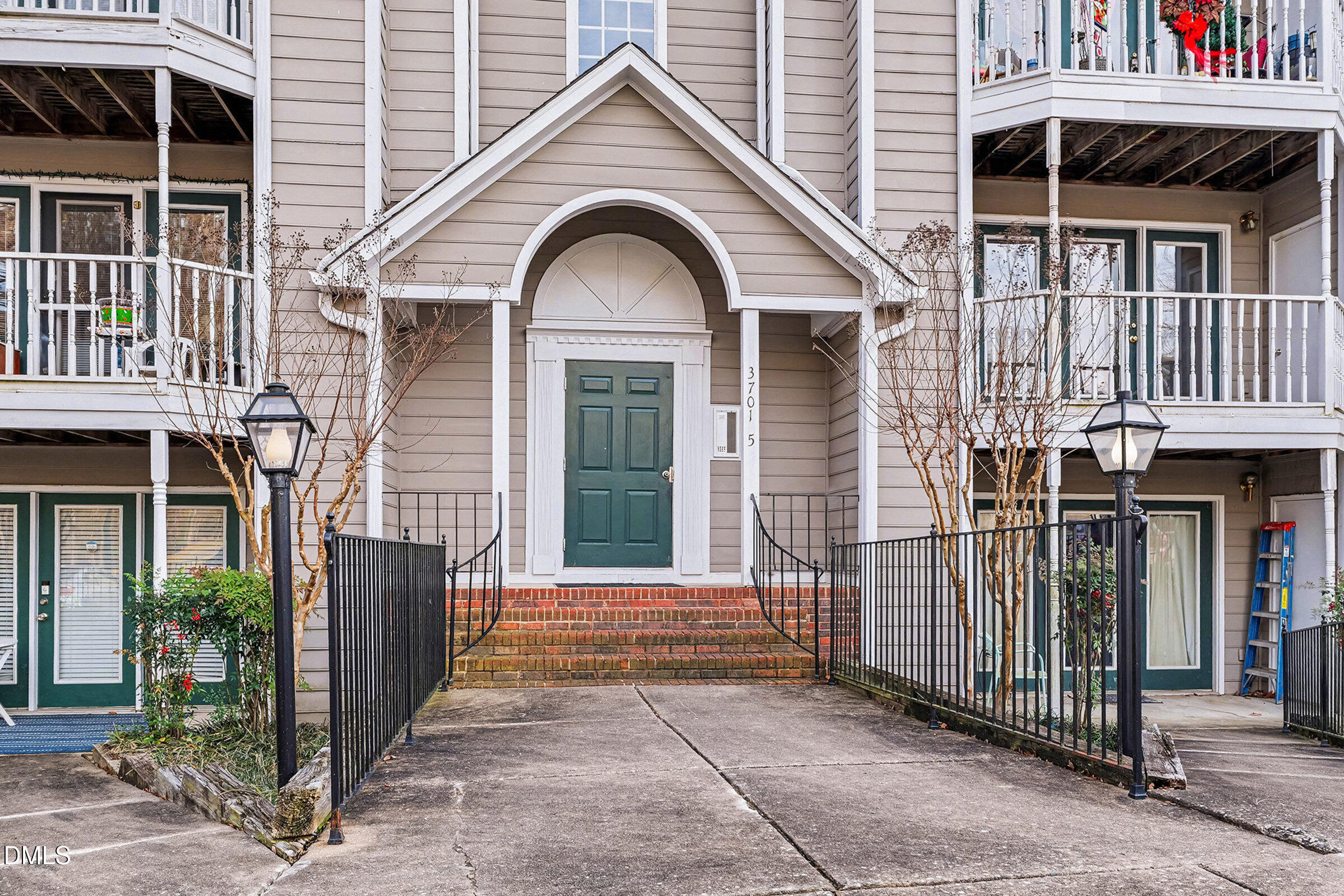 3701 Cotswold Terrace 5g