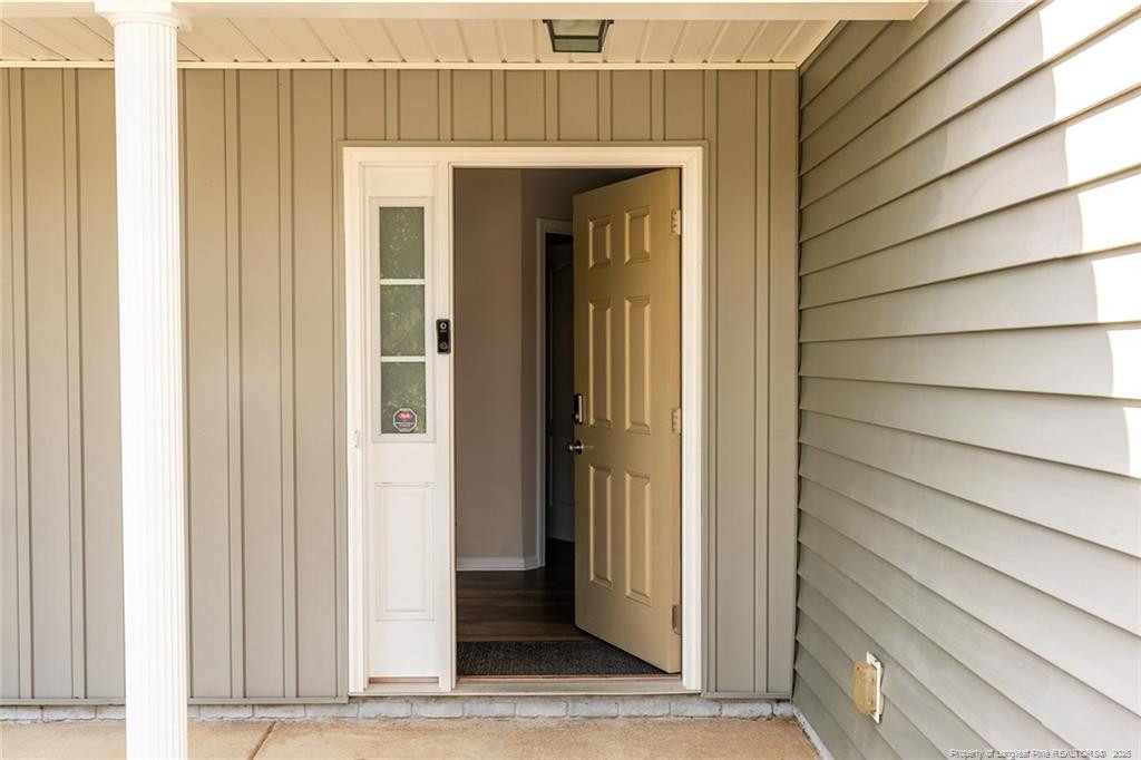 2107 Queen Elizabeth Lane