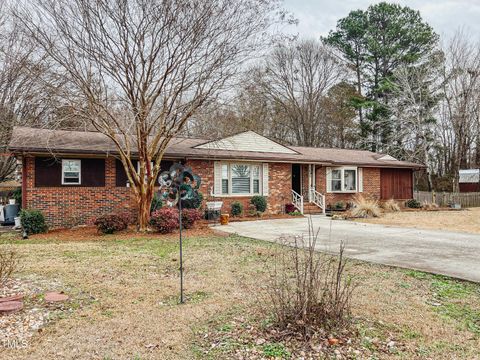 1413 Bud Hawkins Road Dunn NC 28334