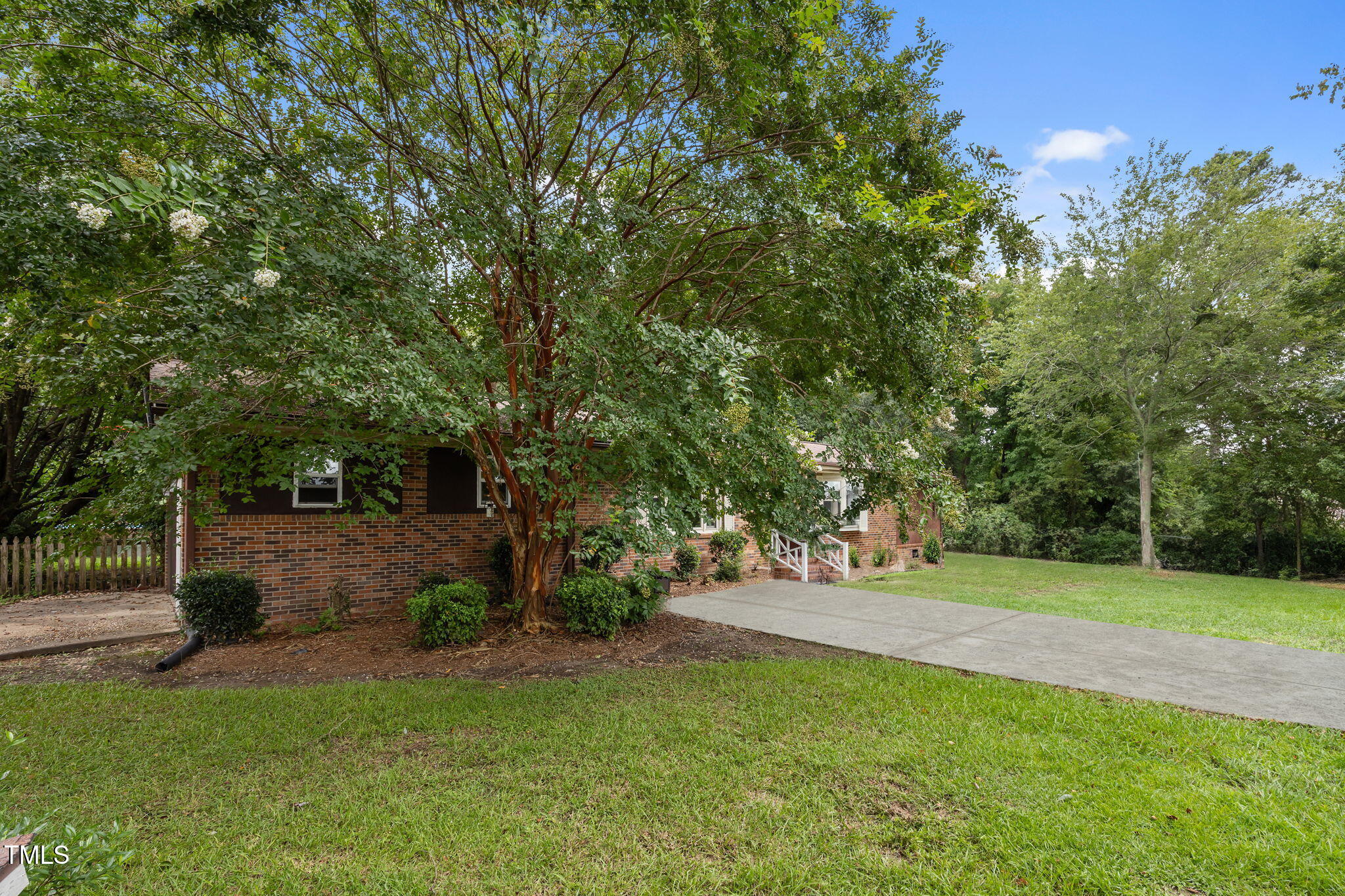 1413 Bud Hawkins Road