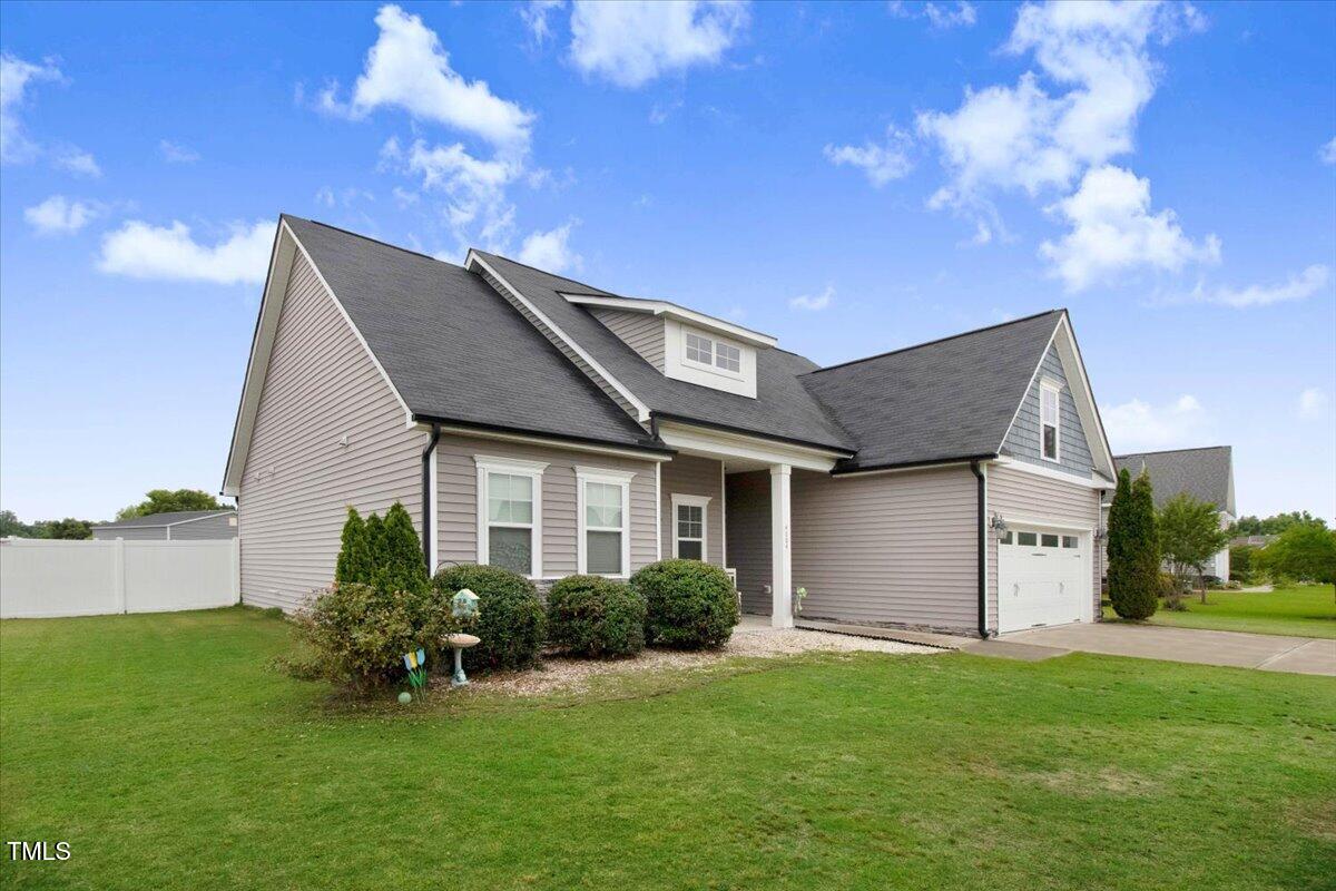 4004 Heritage Drive W