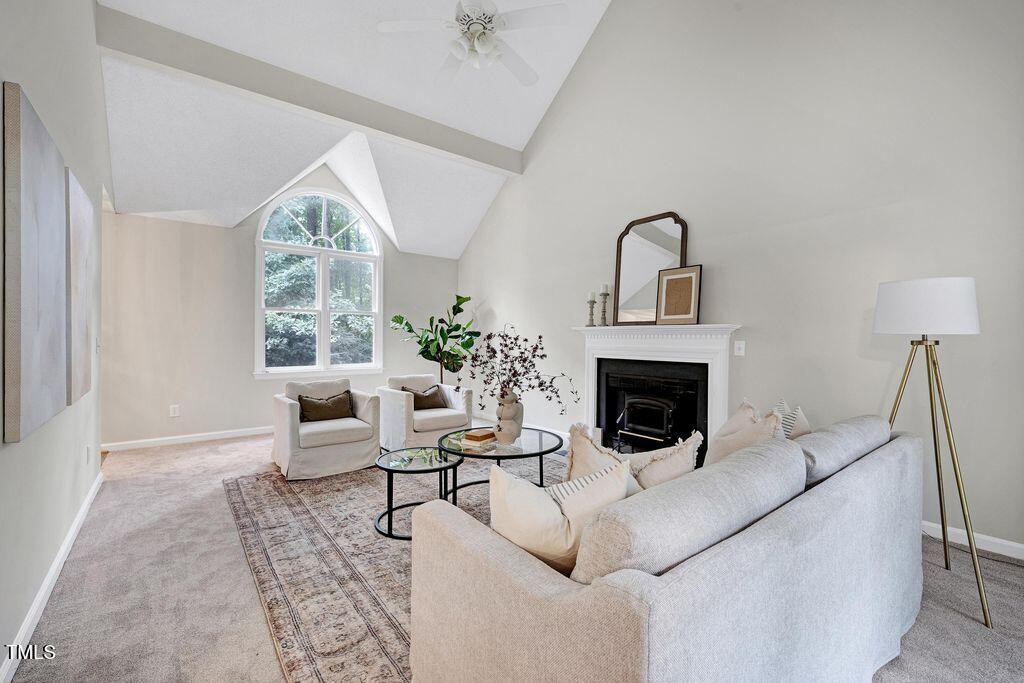 109 Woodbend Court