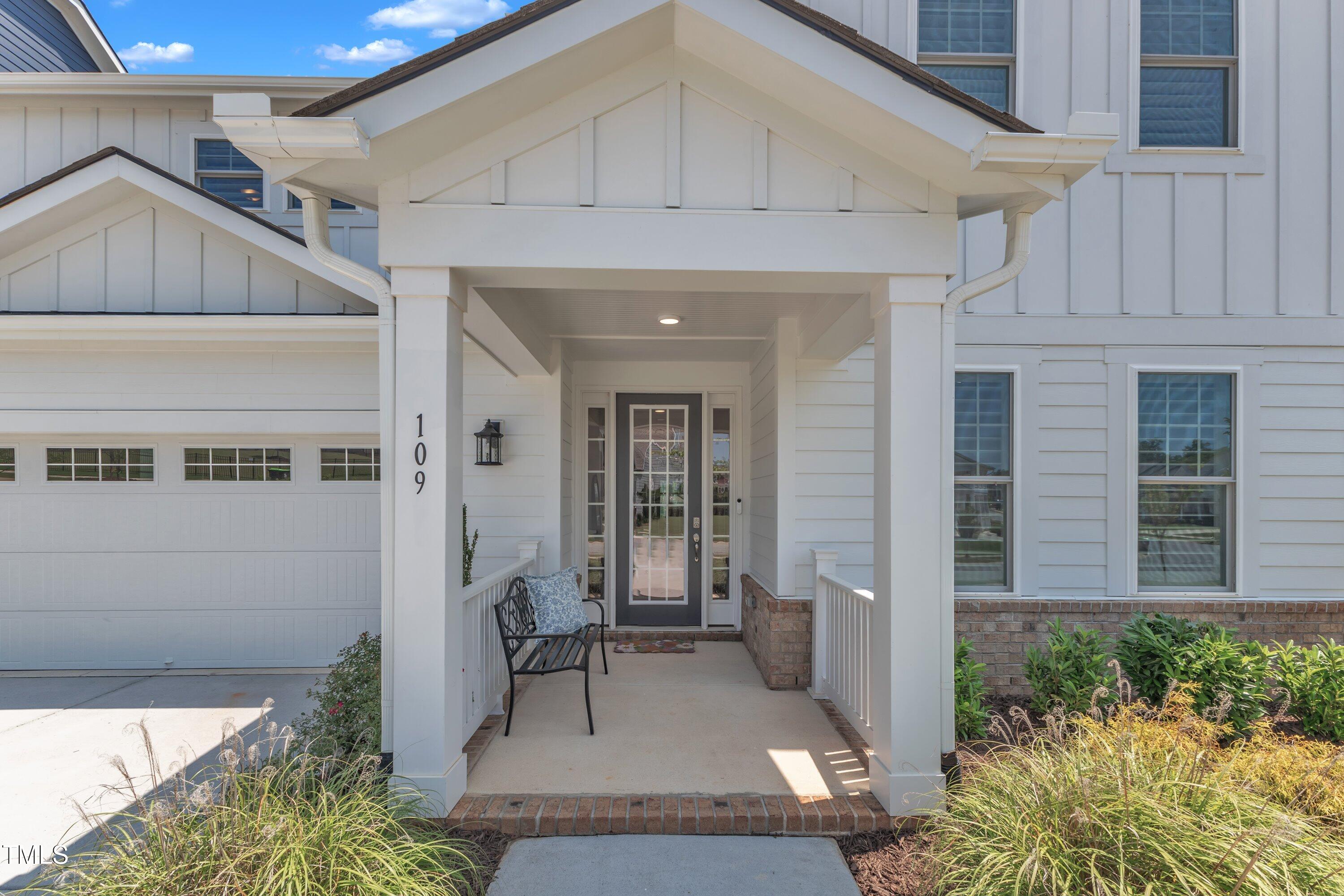 109 Crested Coral Drive