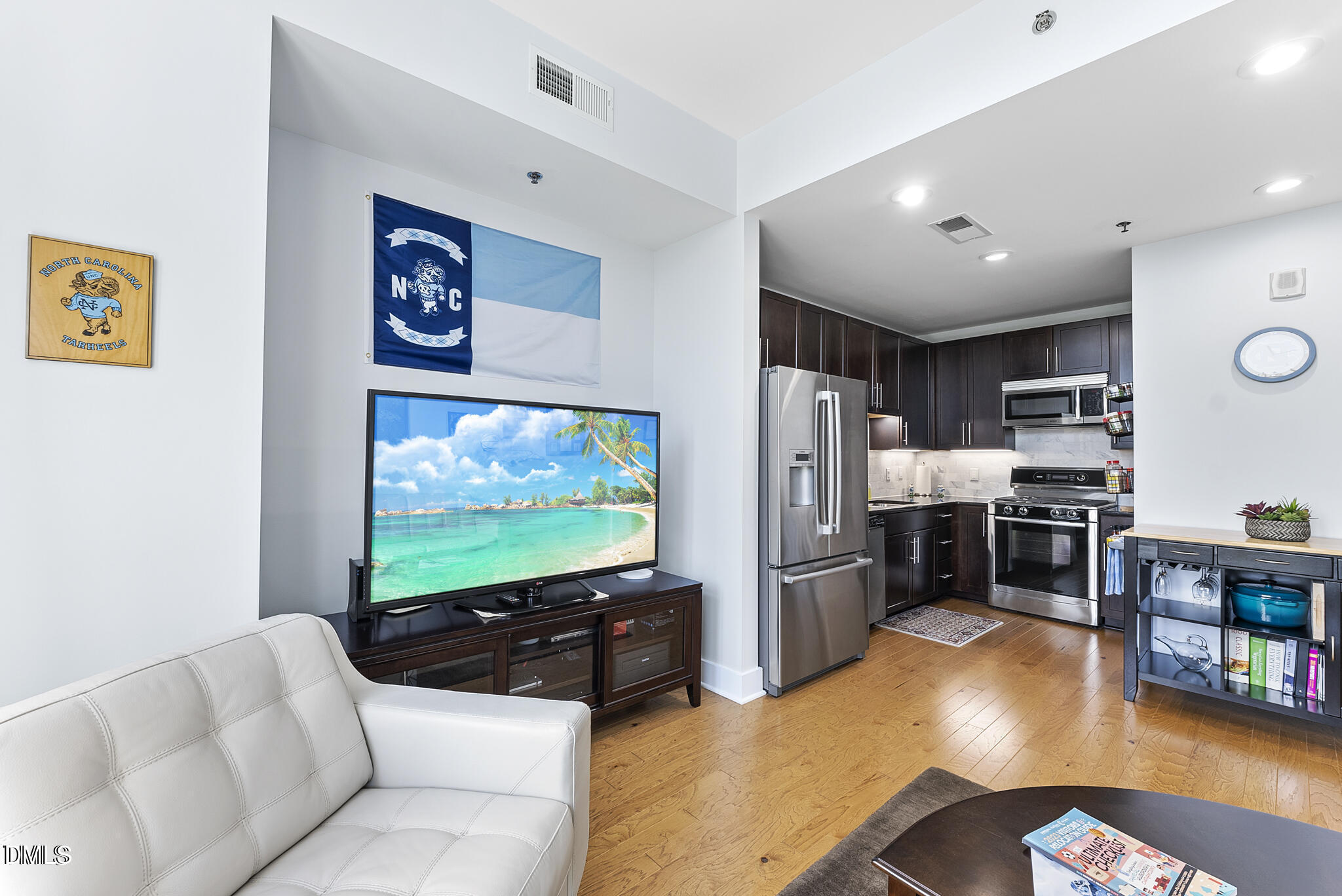 140 W Franklin Street Unit 415