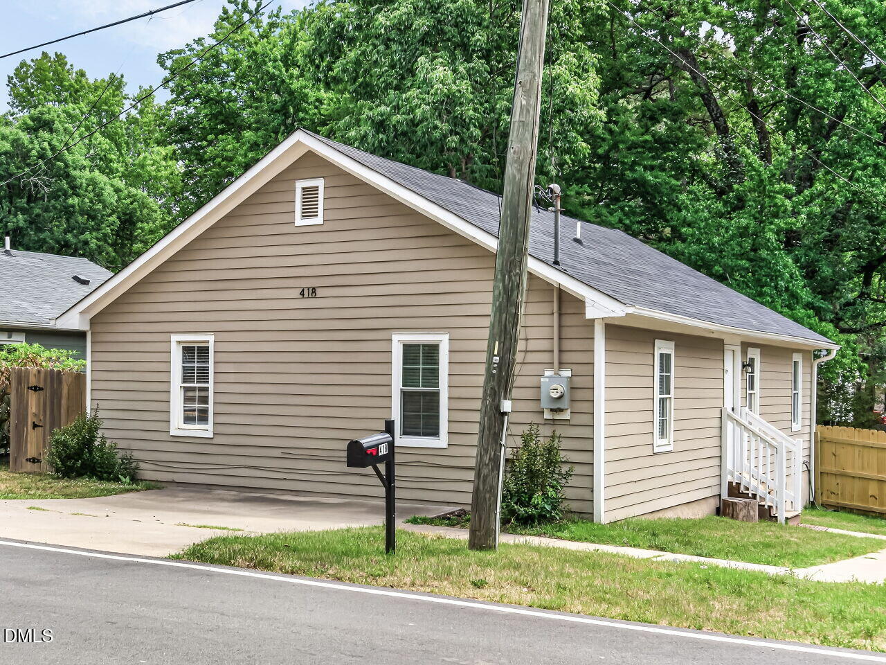 418 N Allen Road
