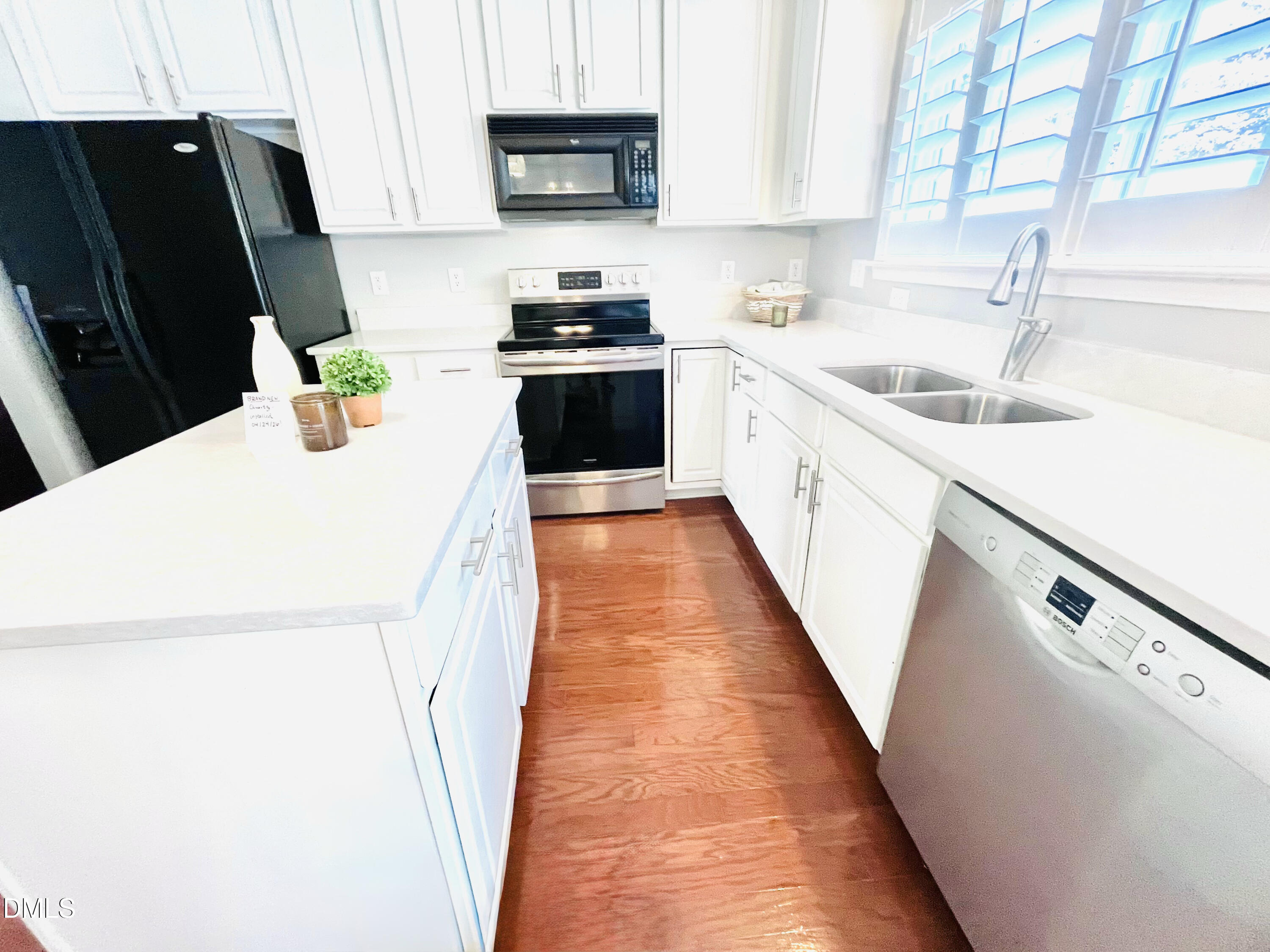 3428 Van Hessen Drive