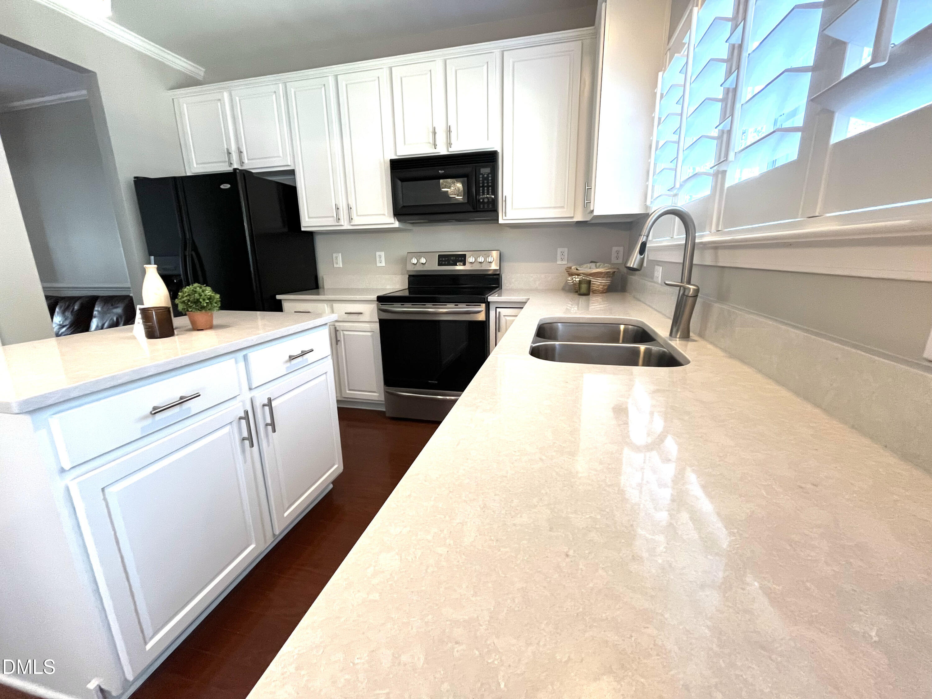 3428 Van Hessen Drive