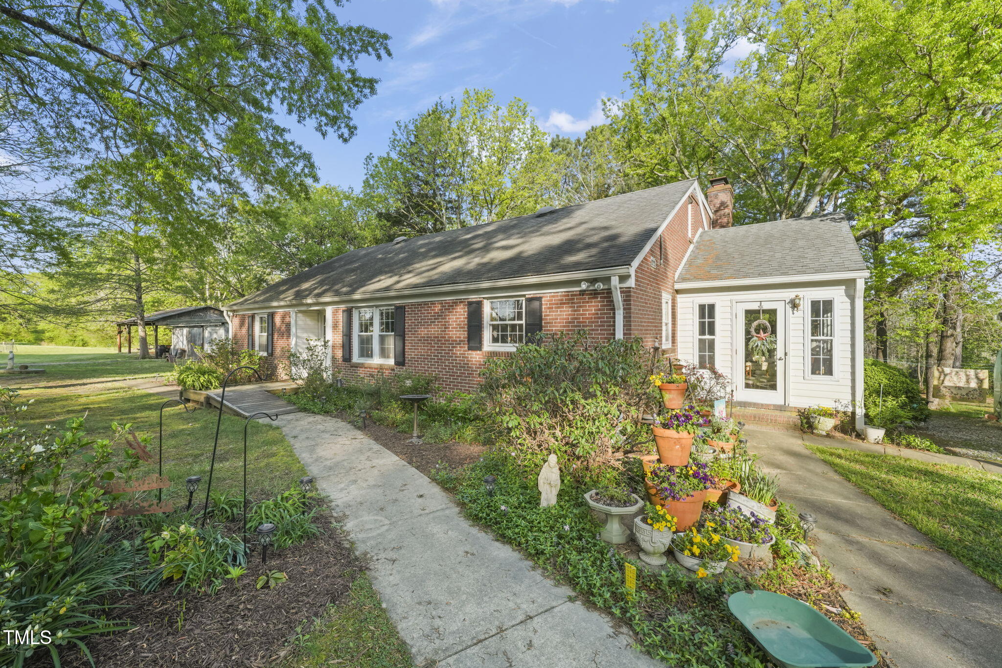 Listing image 7