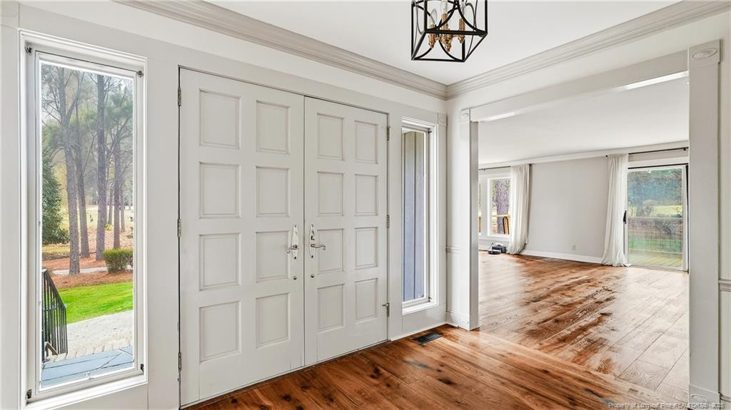 1 Country Club Boulevard