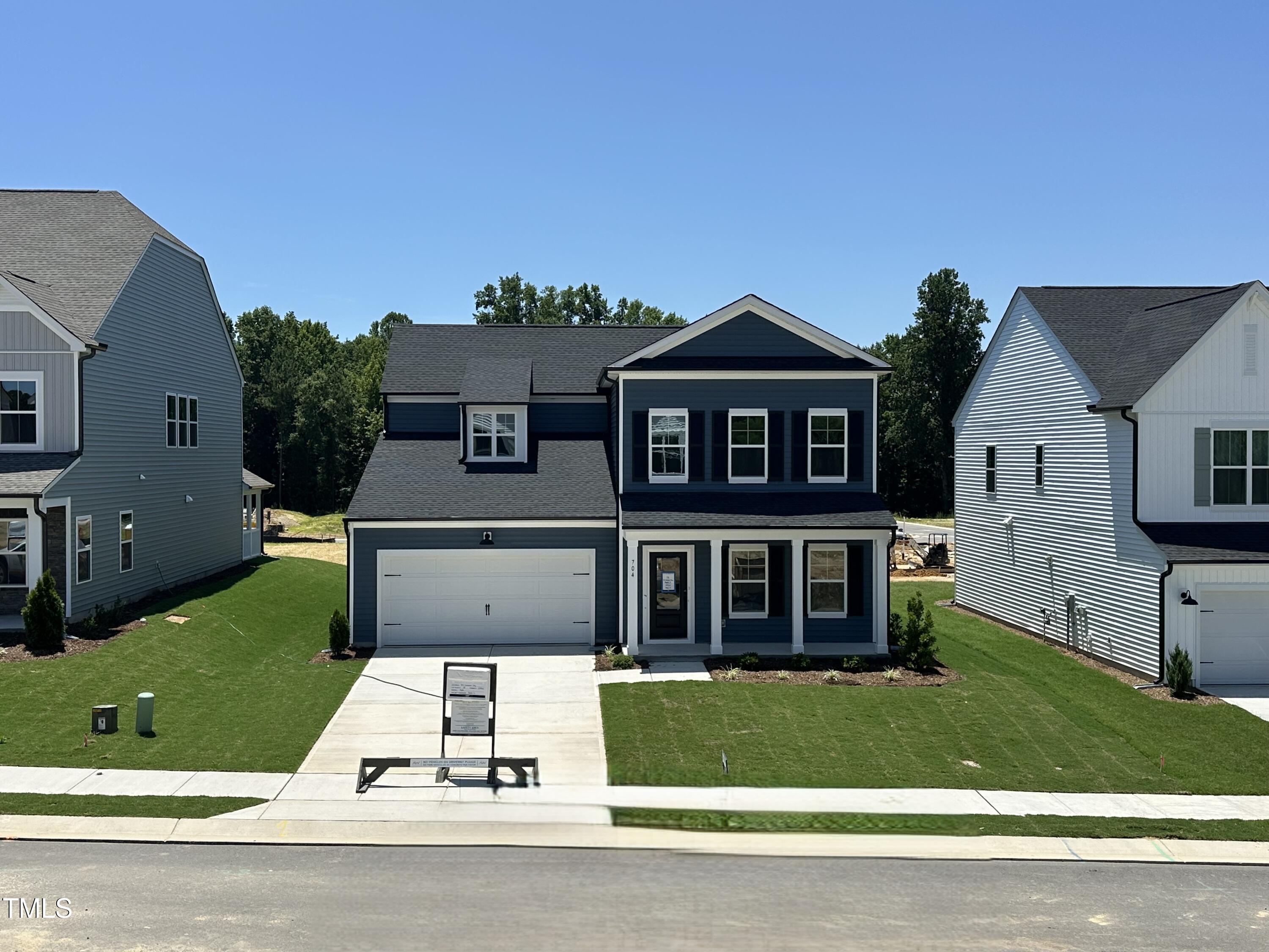 704 Compeer Way 28