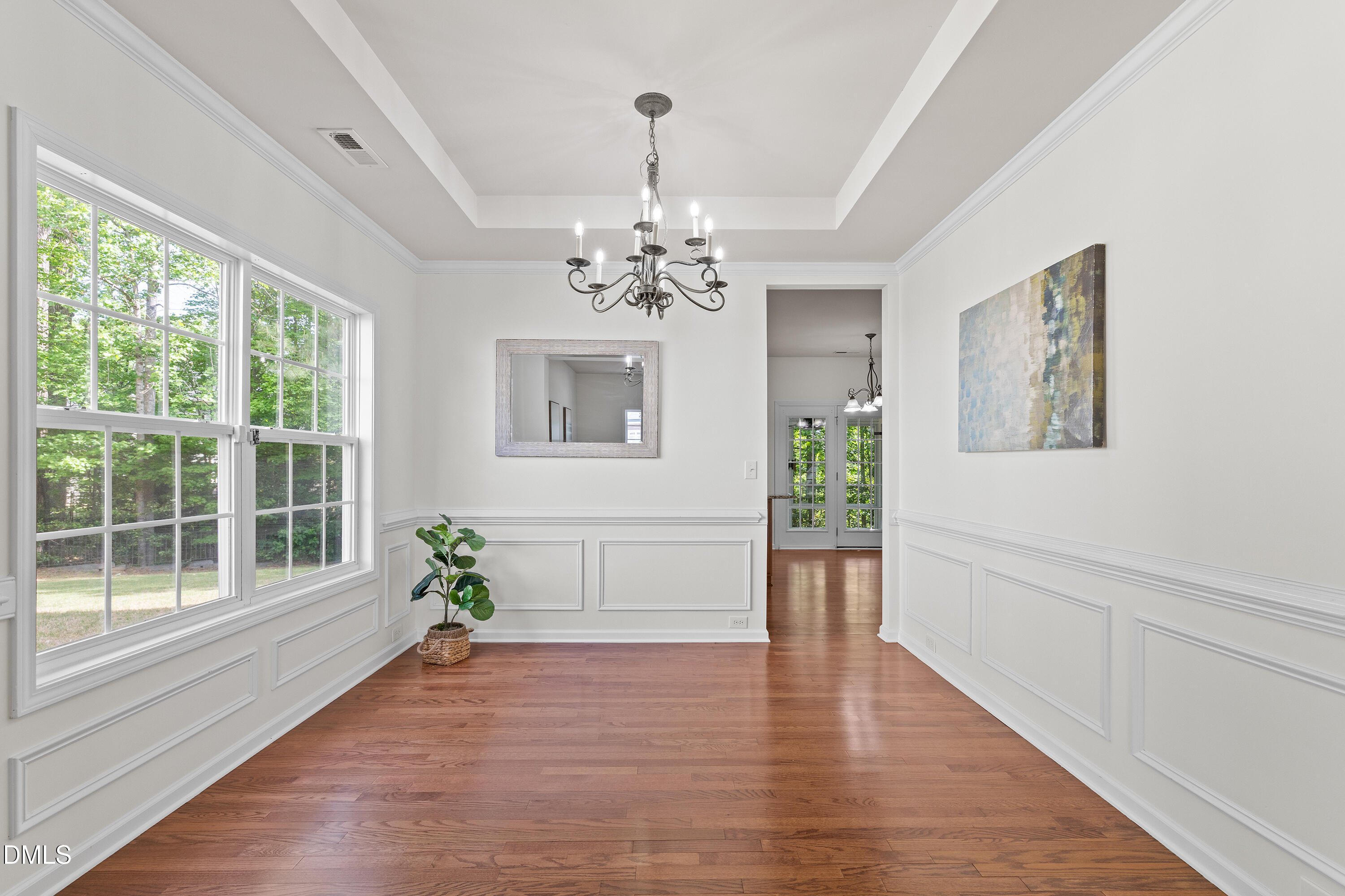 611 October Glory Lane