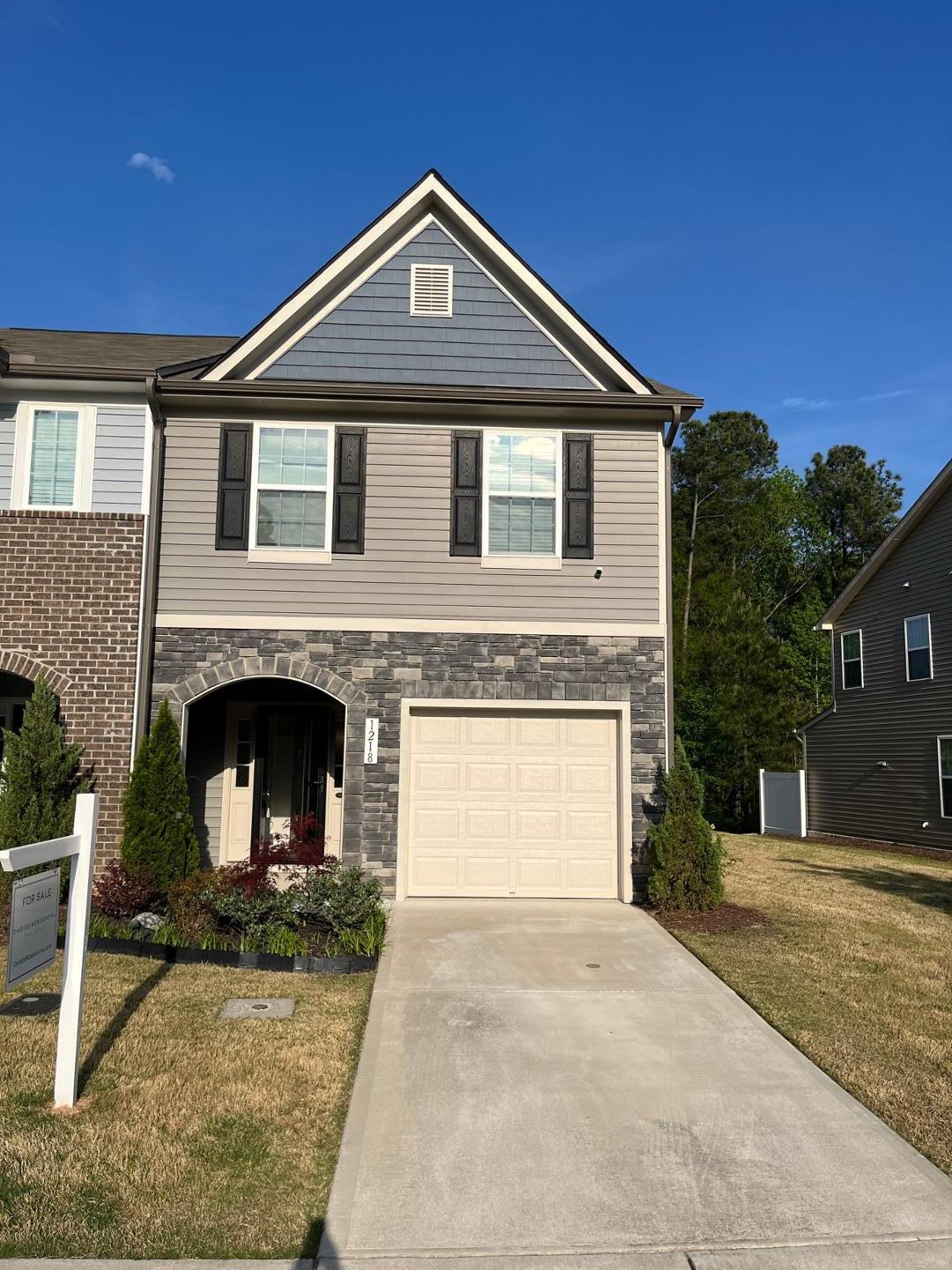 View Durham, NC 27703 townhome