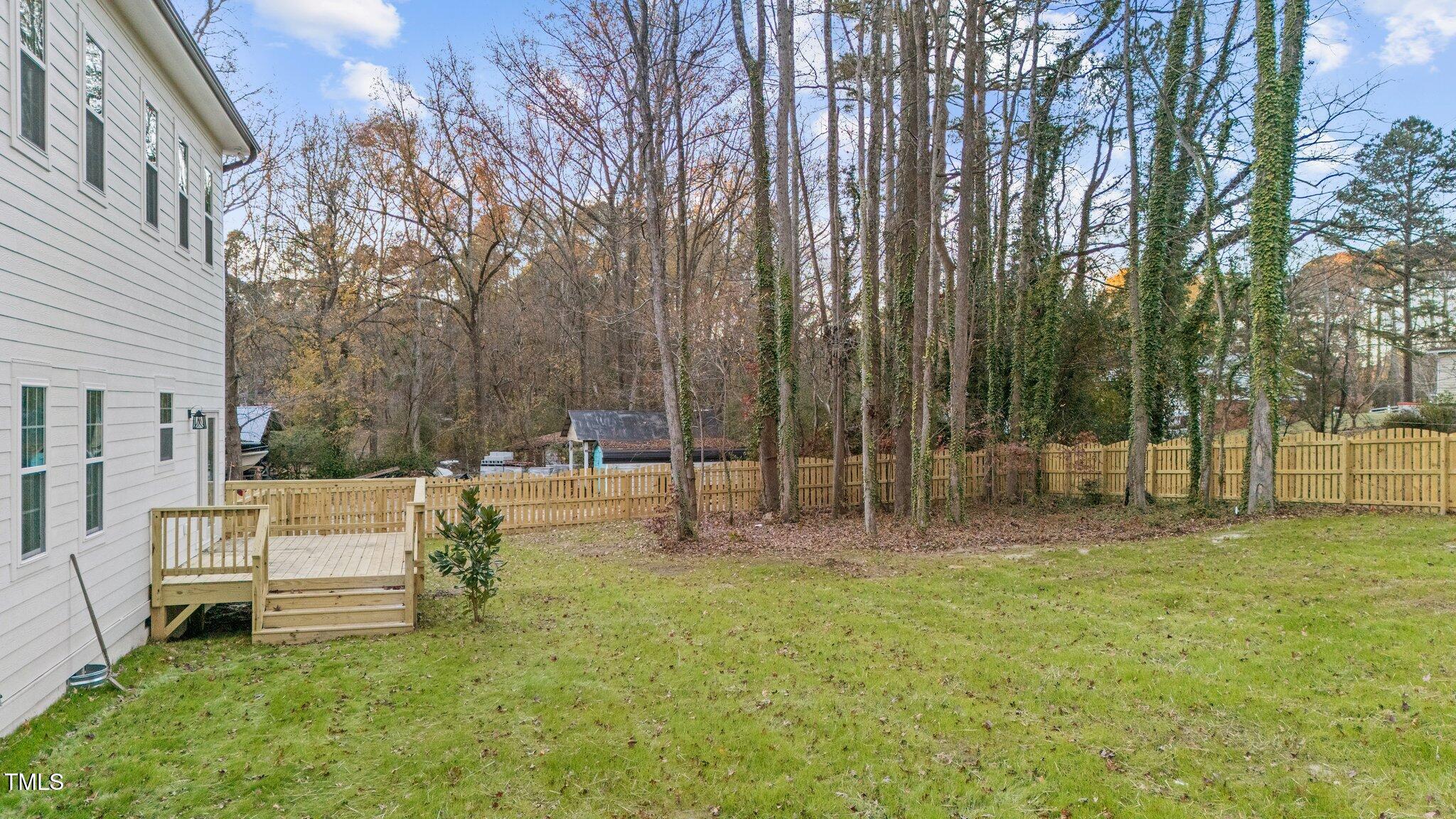 612 Lakeview Drive