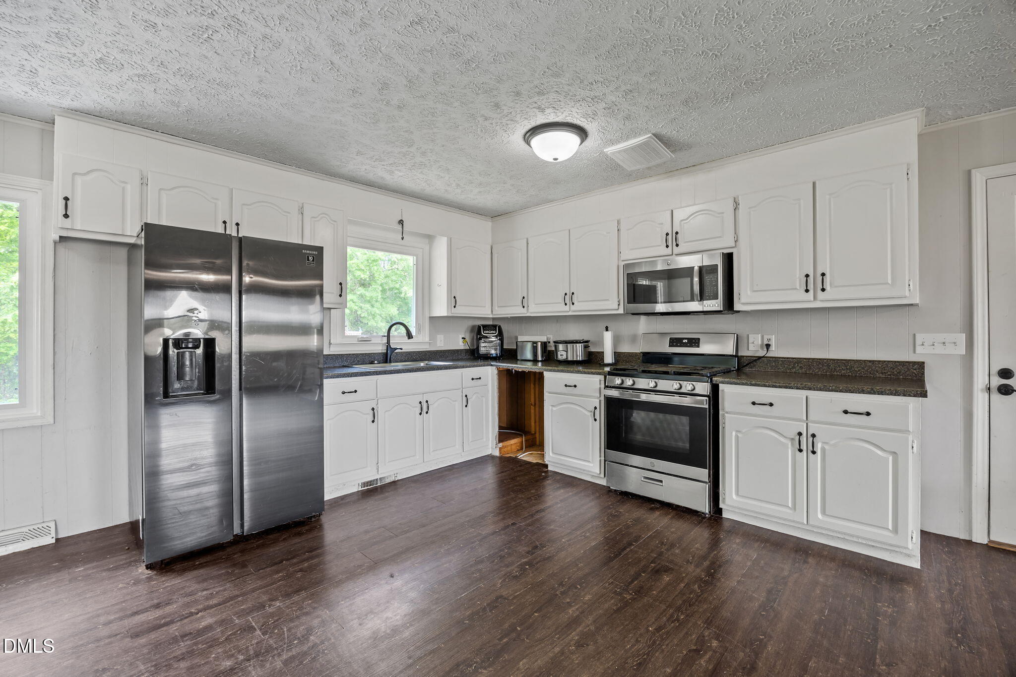 786 Dick Holeman Road