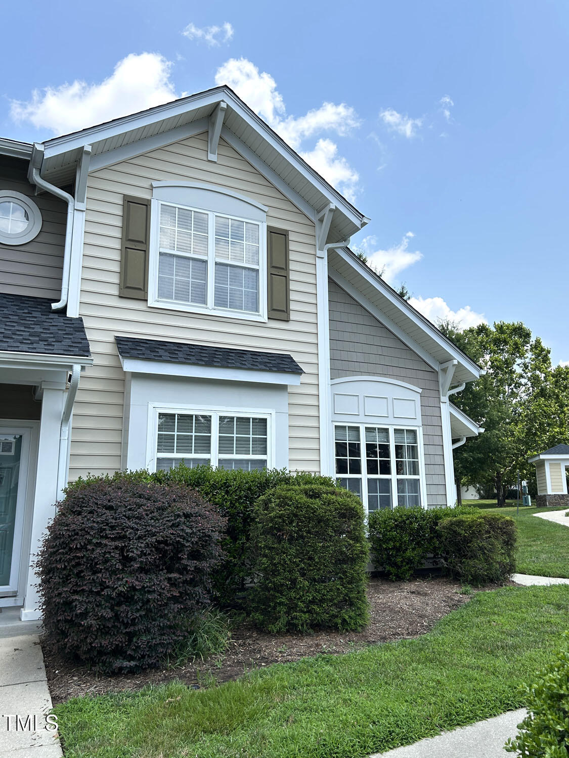 1121 Hamlet Park Drive