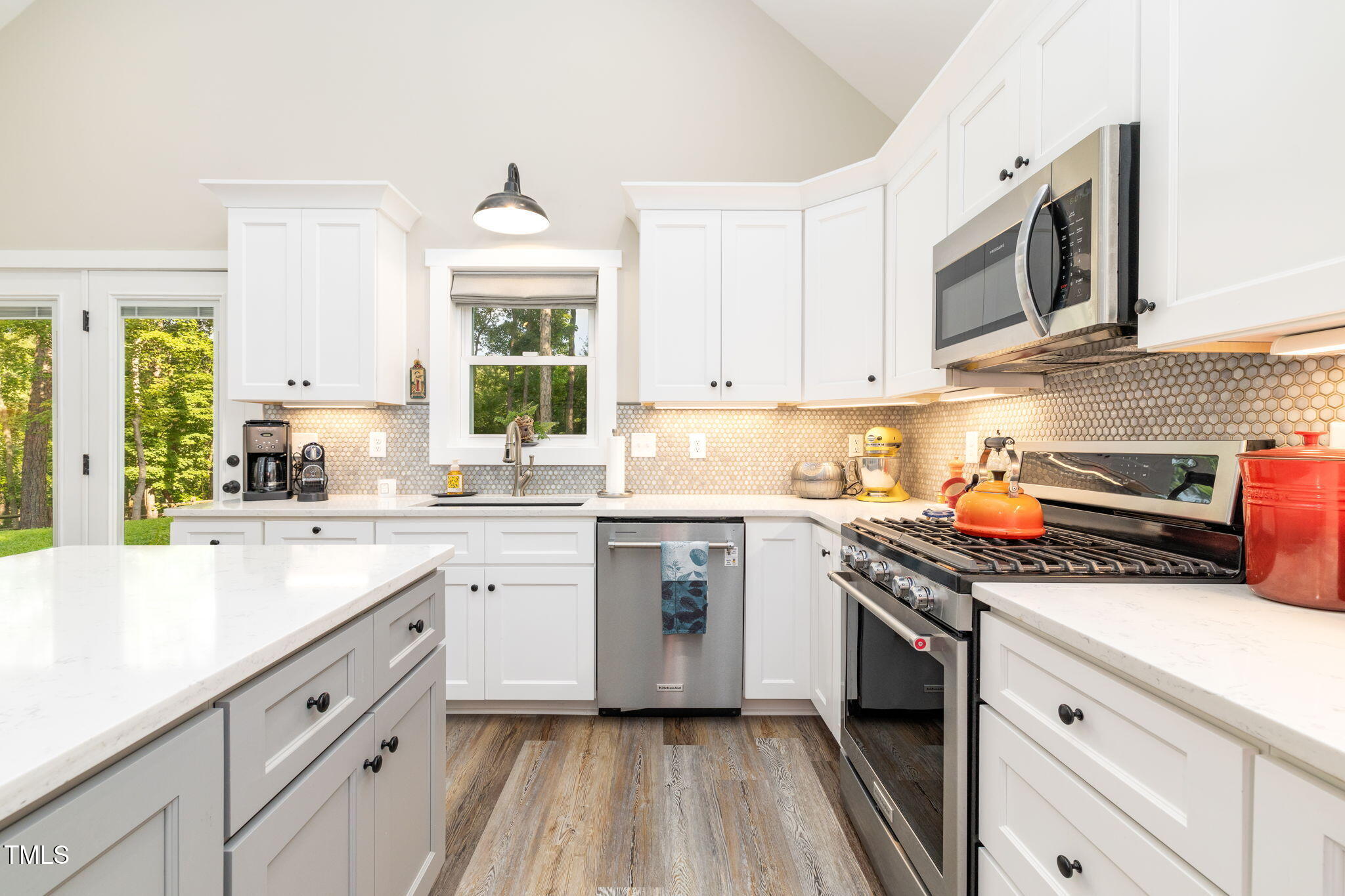 212 River Forest Drive