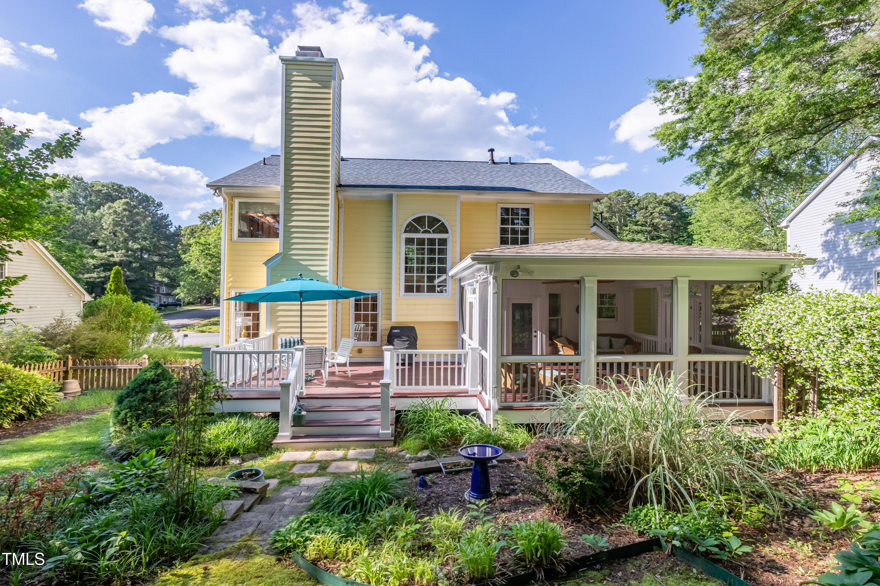5417 Harrington Grove Drive
