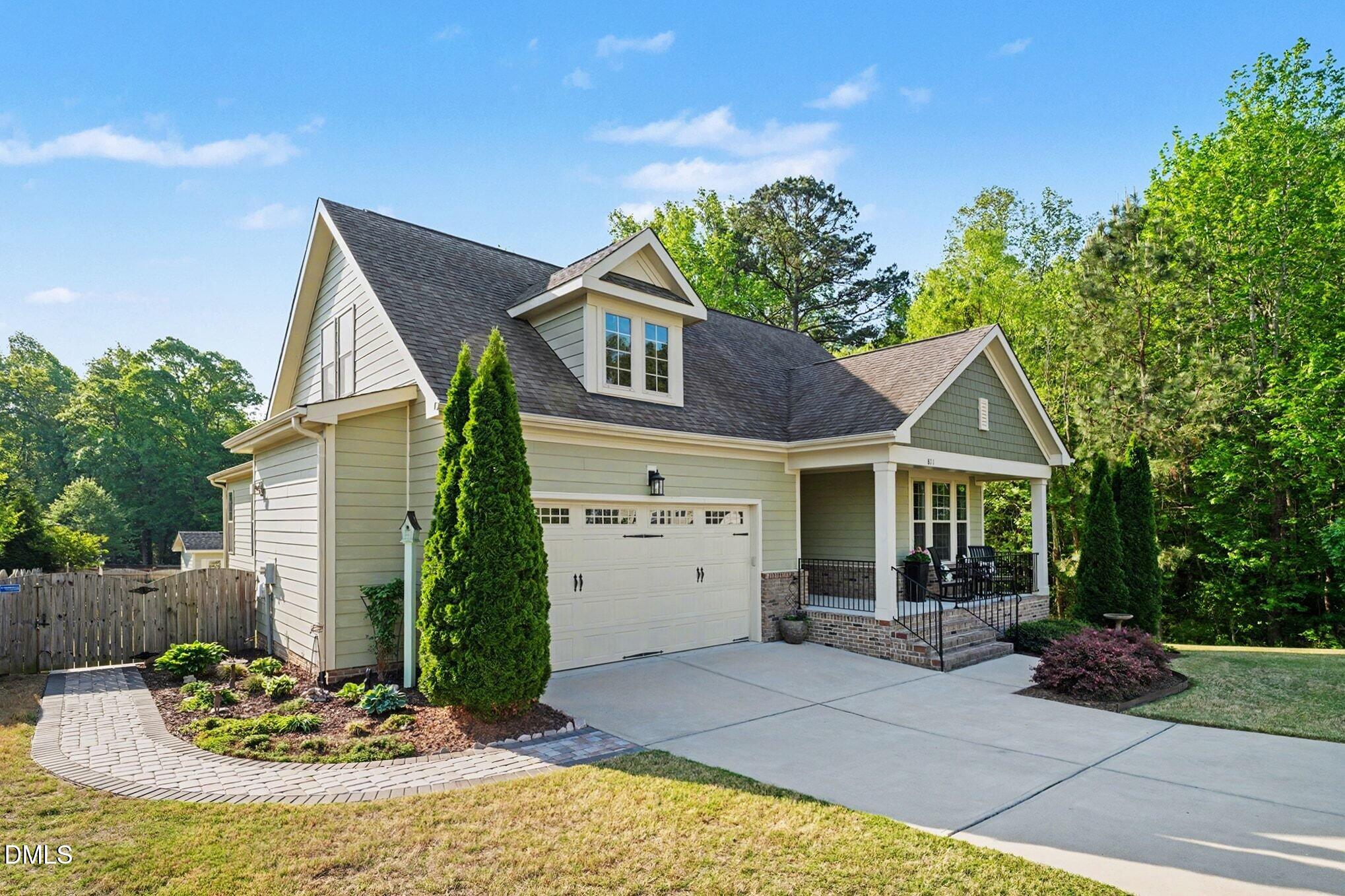811 King Lake Court