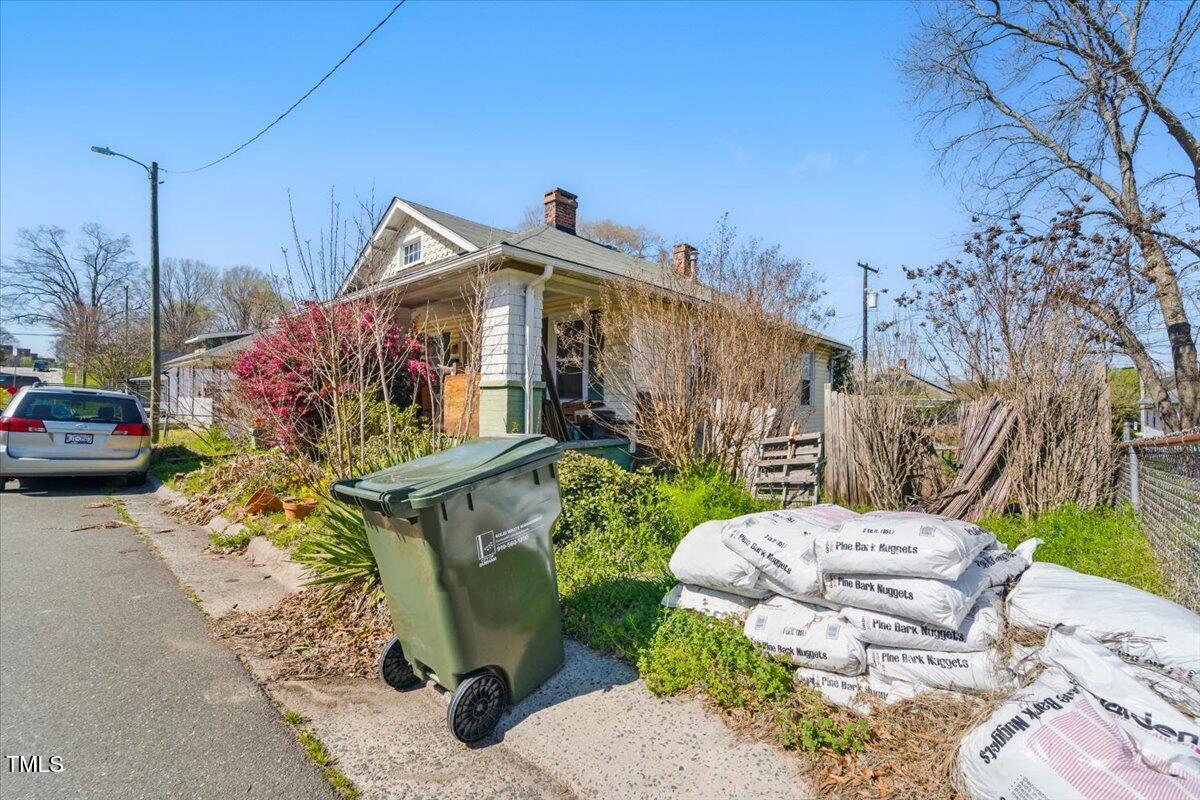1207 Wall Street