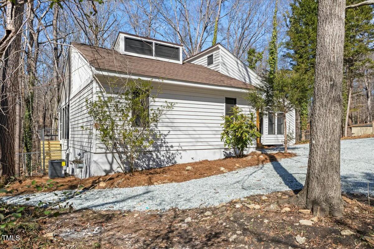 5709 Russell Road