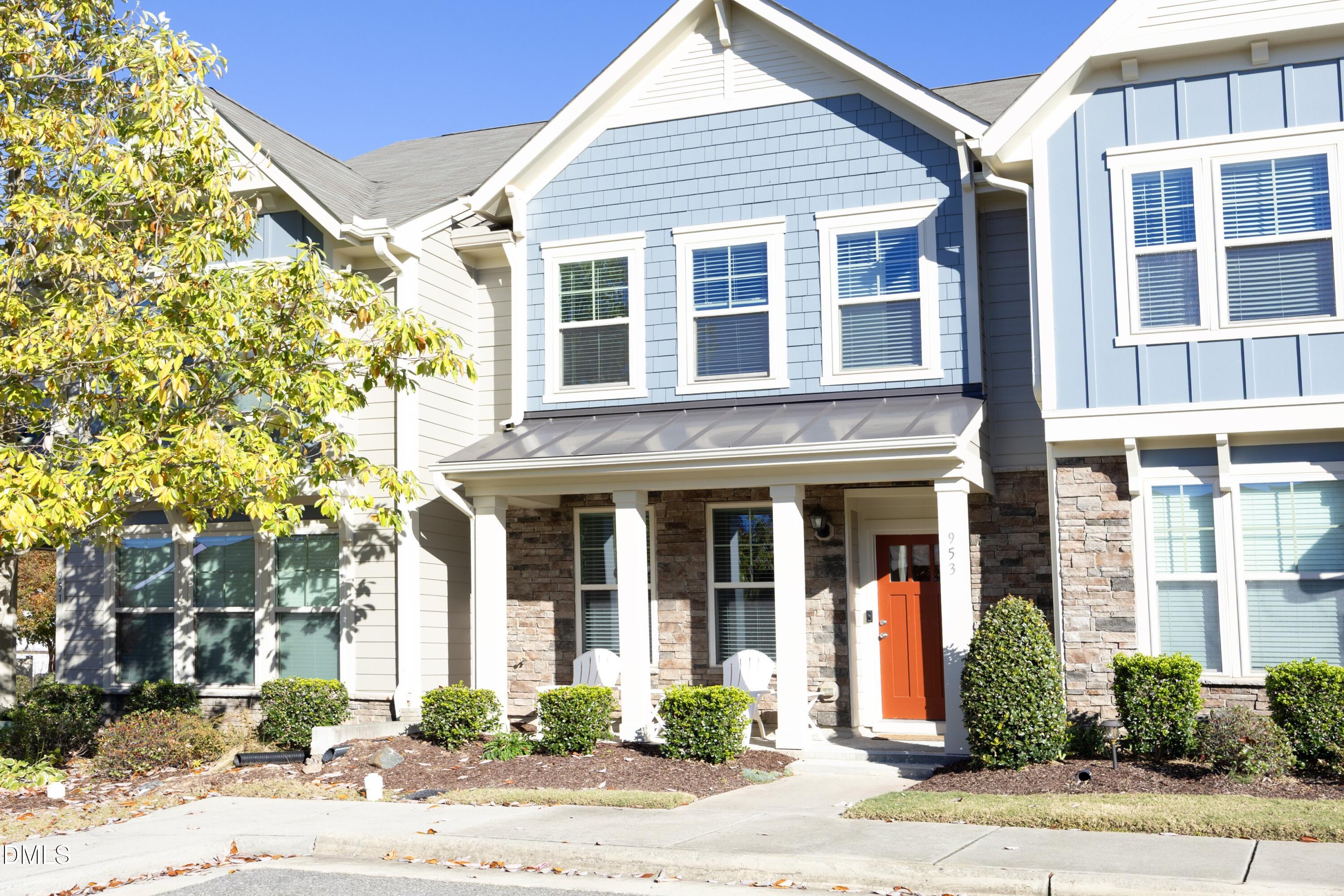 953 Ambergate Station