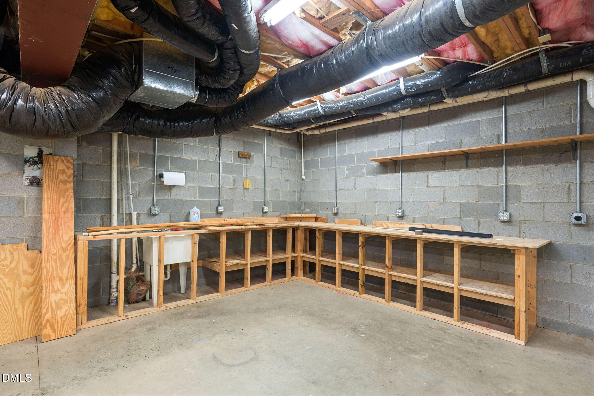 New Hill, North Carolina 27562, United States, 3 Bedrooms Bedrooms, ,4 BathroomsBathrooms,Residential,Active,236560