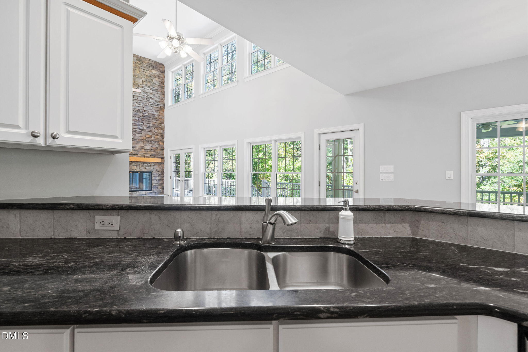 New Hill, North Carolina 27562, United States, 3 Bedrooms Bedrooms, ,4 BathroomsBathrooms,Residential,Active,236560