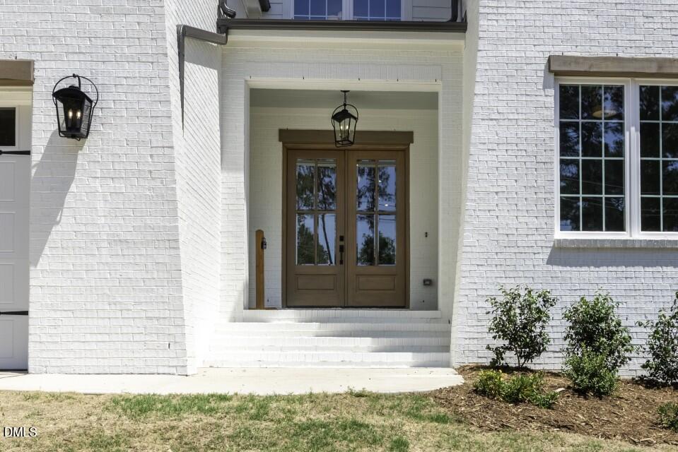 621 Duke Drive