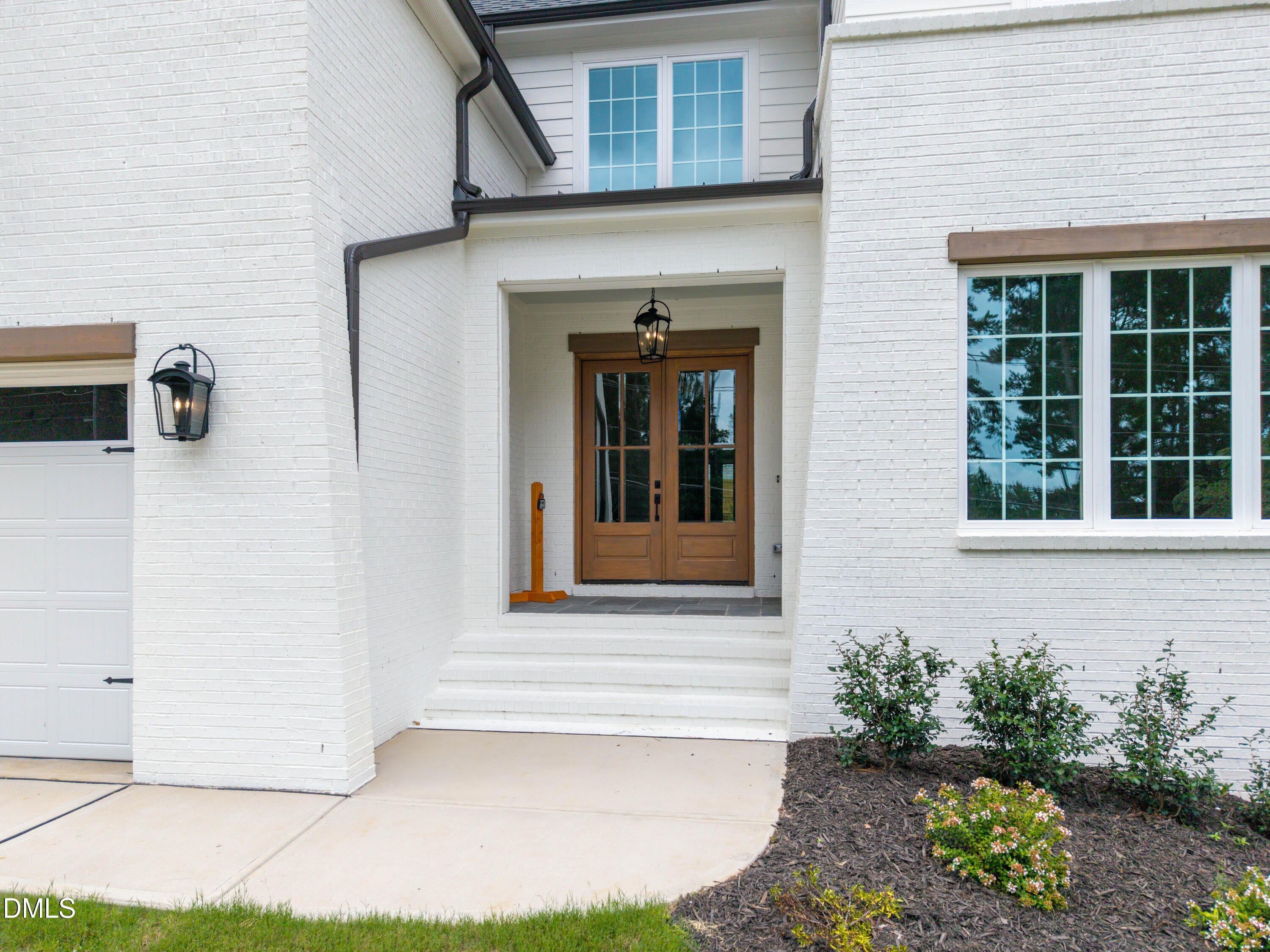 621 Duke Drive