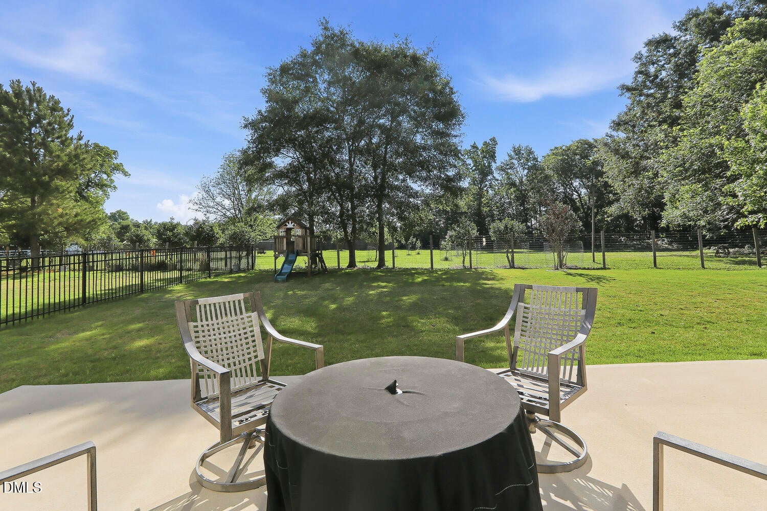 417 Long Lake Drive