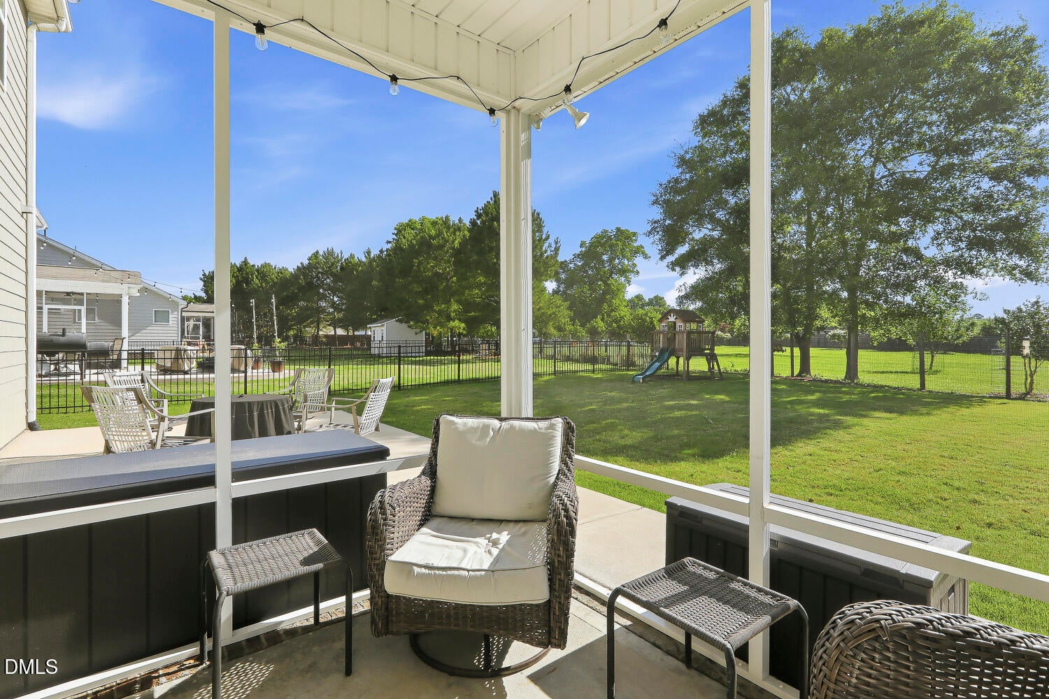417 Long Lake Drive