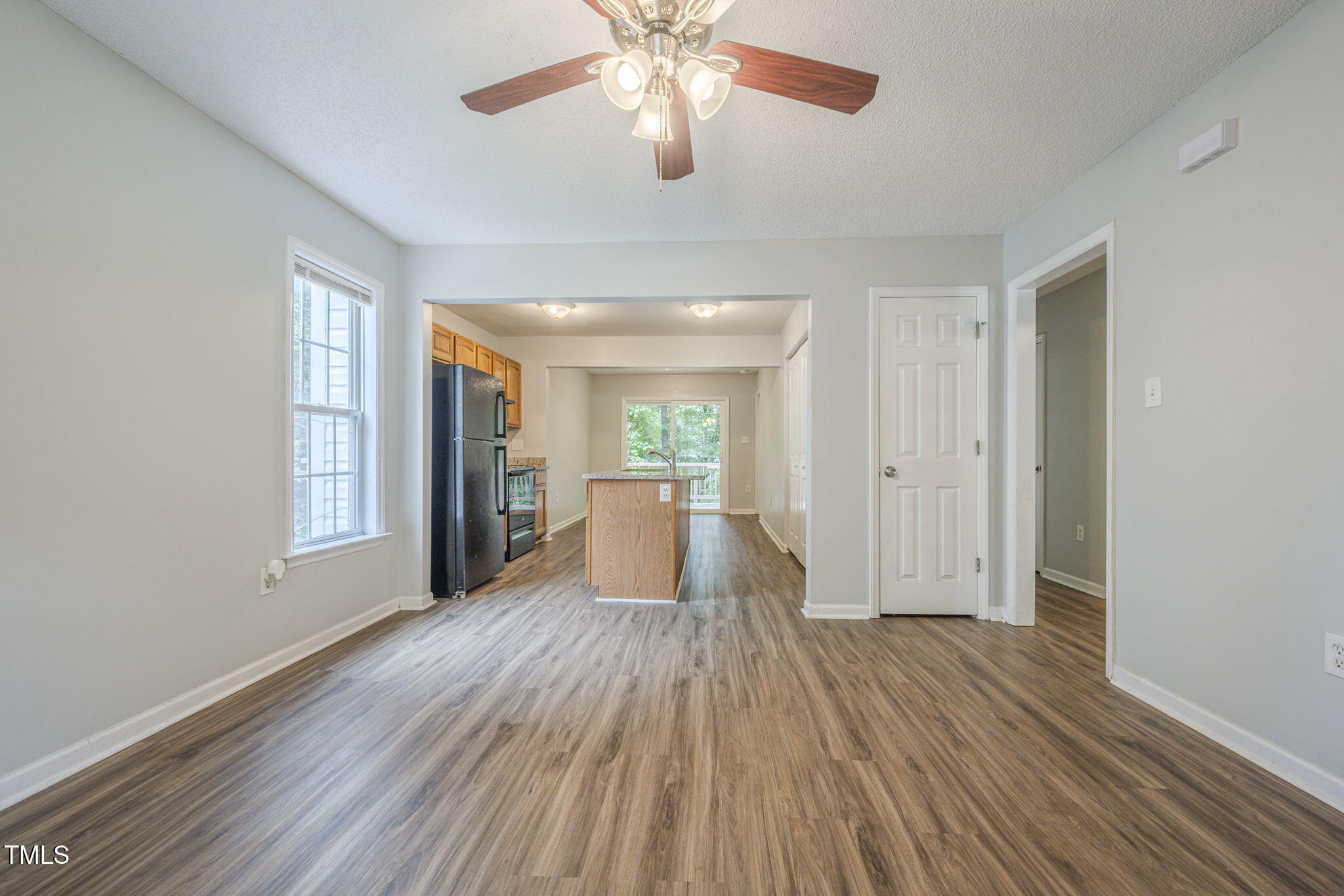 321 Cross Hill Lane
