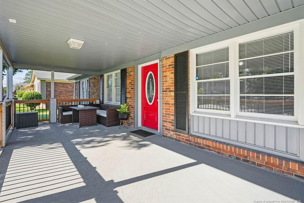 1125 Thornwood Place