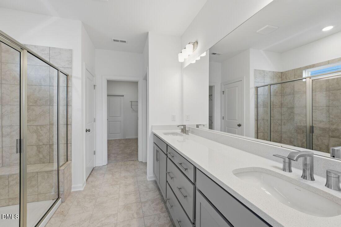 1045 Hardin Hill Lane