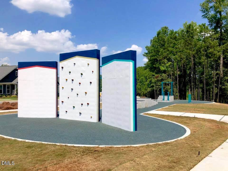 1565 Lone Prairie Drive