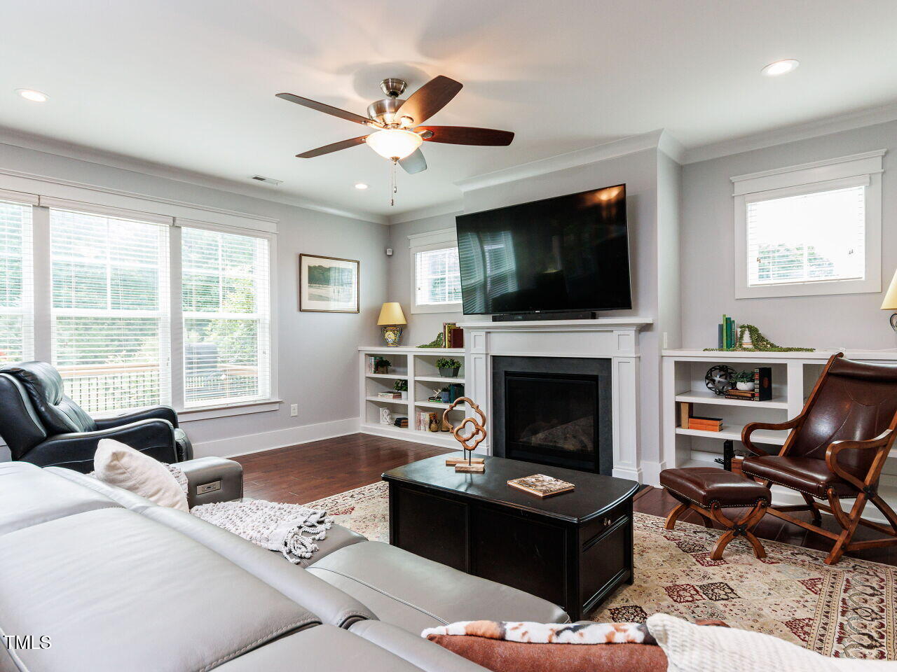 8712 Halsey Lane